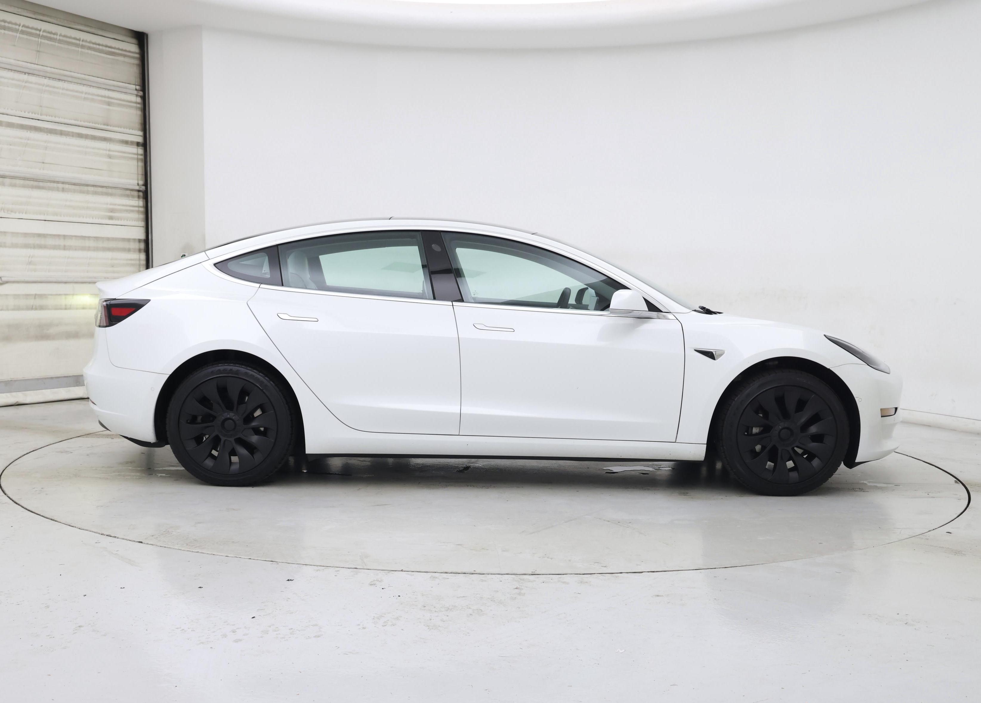 Thumbnail: 2019 Tesla Model 3 - 7