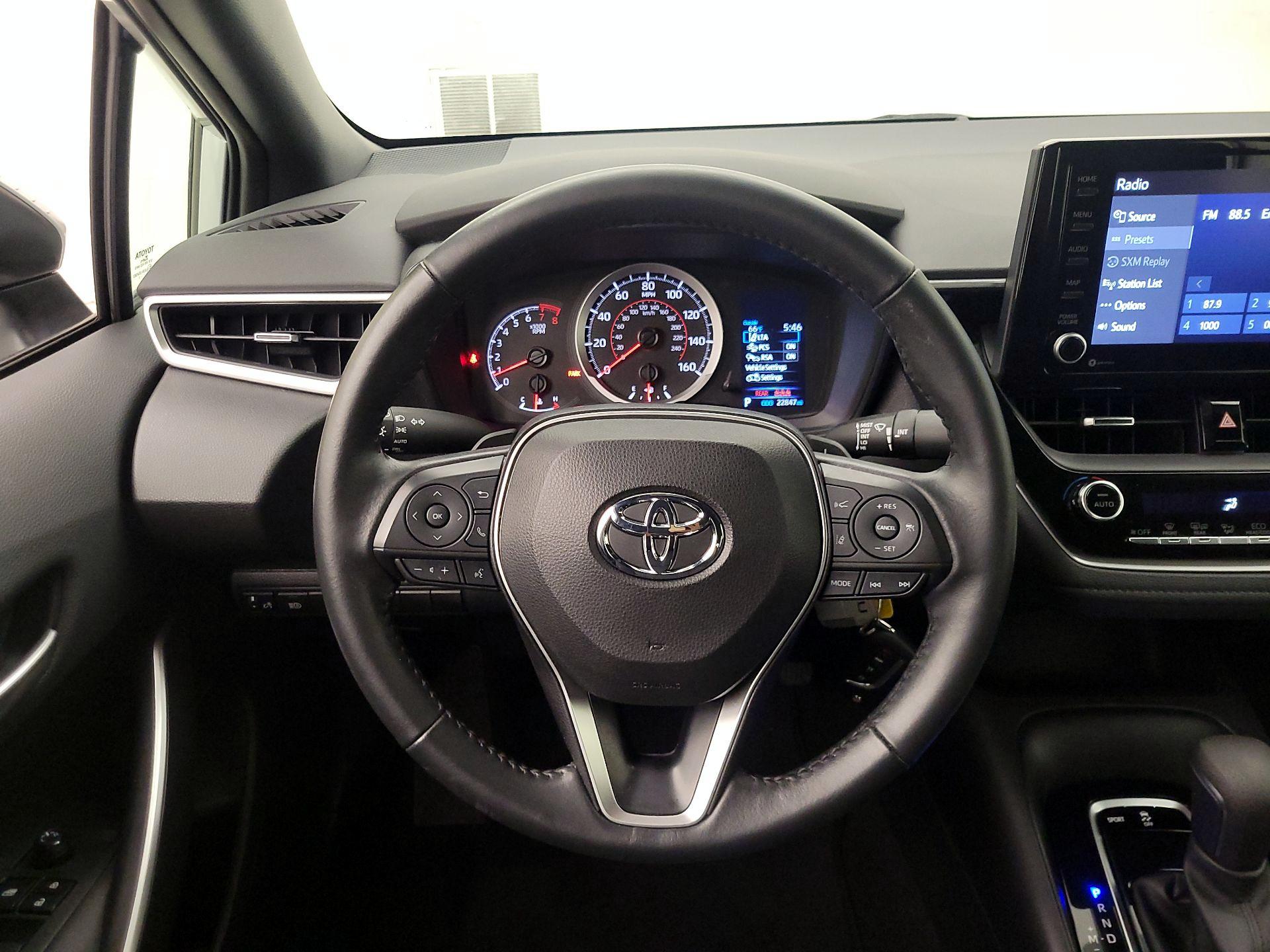 Thumbnail: 2022 Toyota Corolla - 10