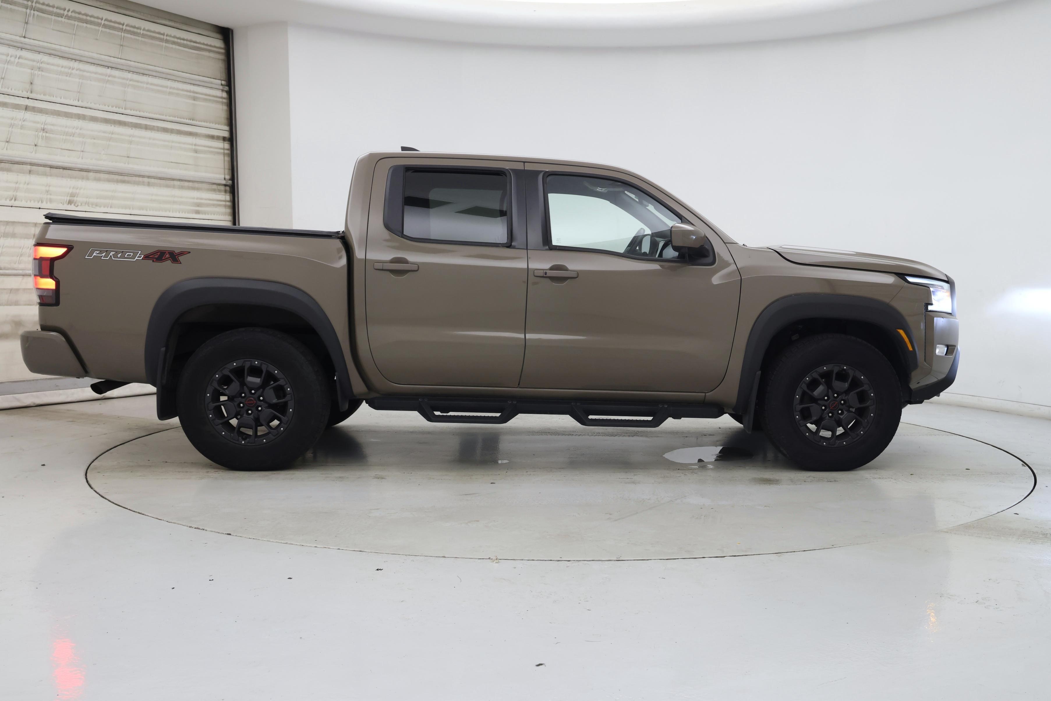 Thumbnail: 2022 Nissan Frontier - 7
