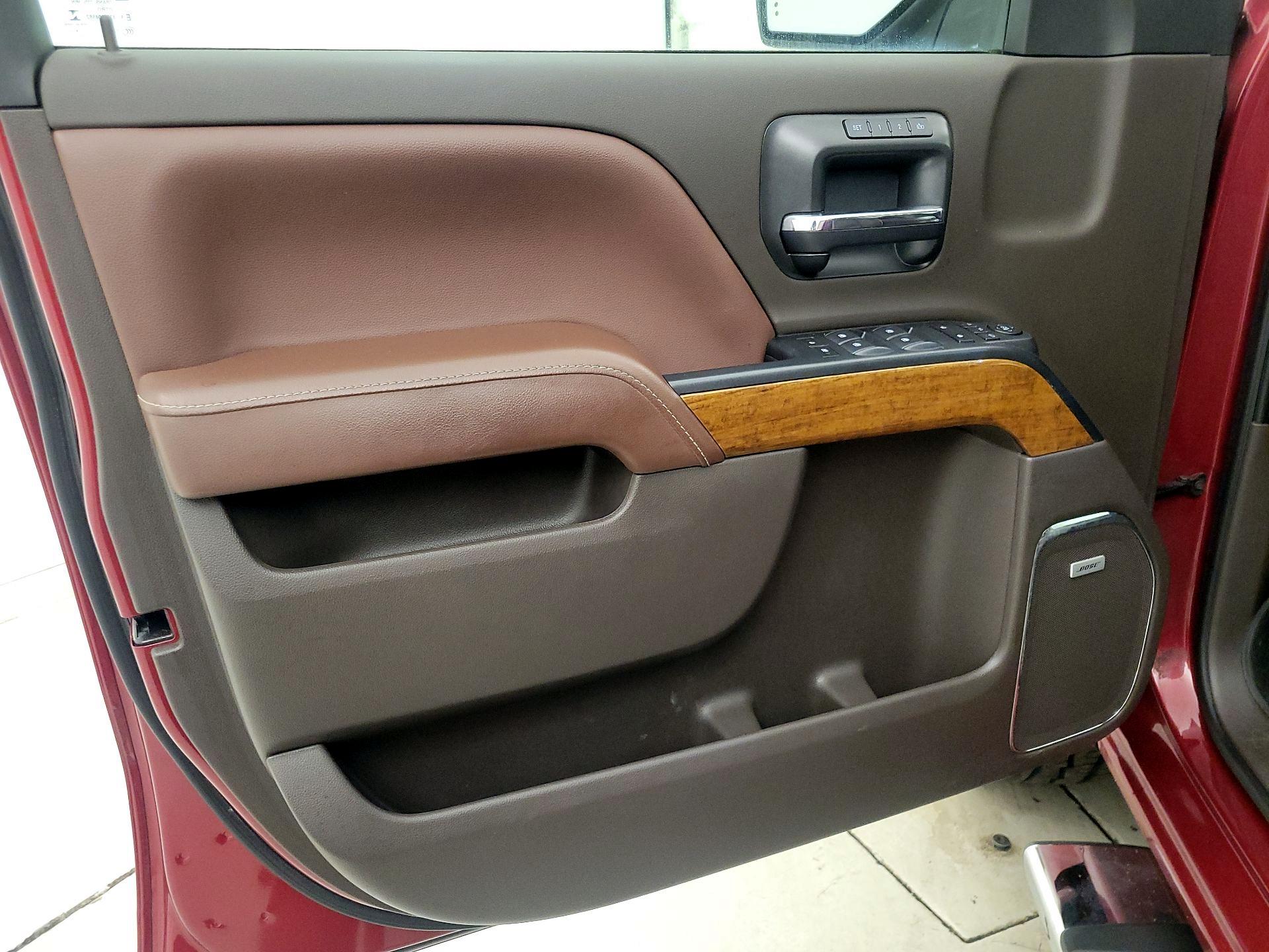 Thumbnail: 2018 Chevrolet Silverado 1500 - 12