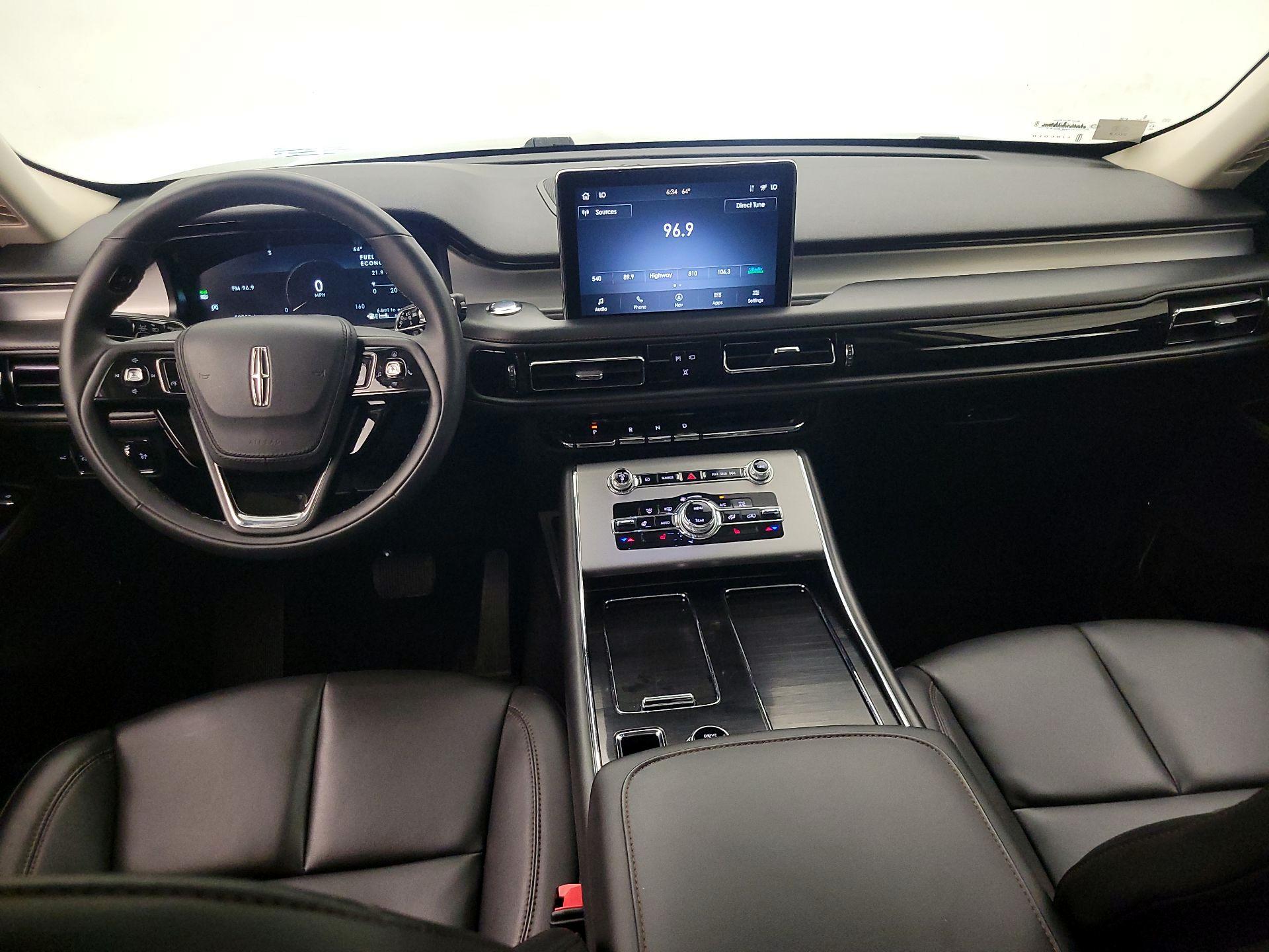 Thumbnail: 2022 Lincoln Aviator - 9