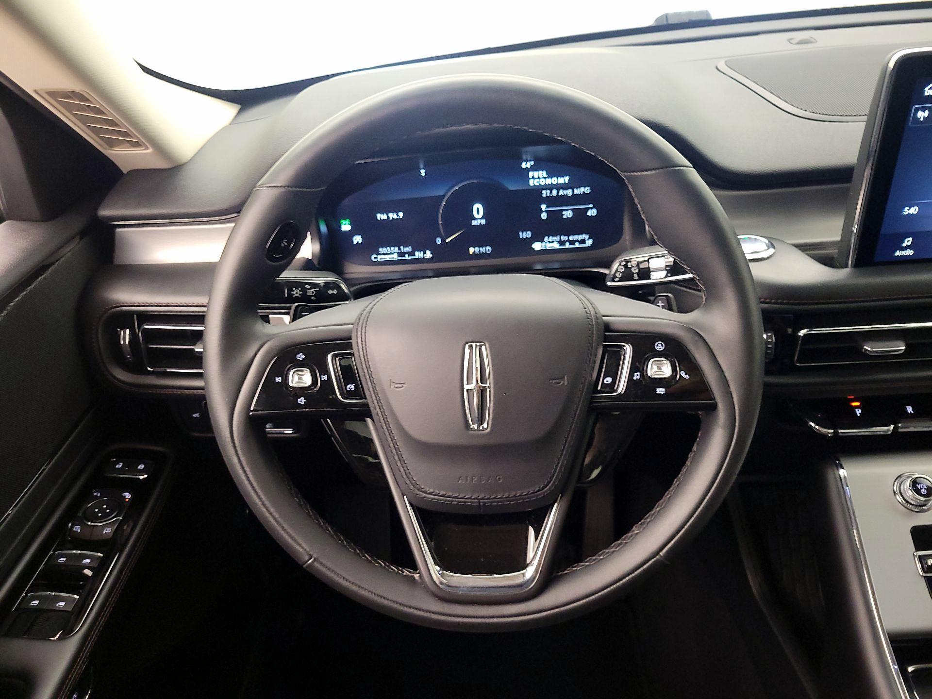 Thumbnail: 2022 Lincoln Aviator - 10