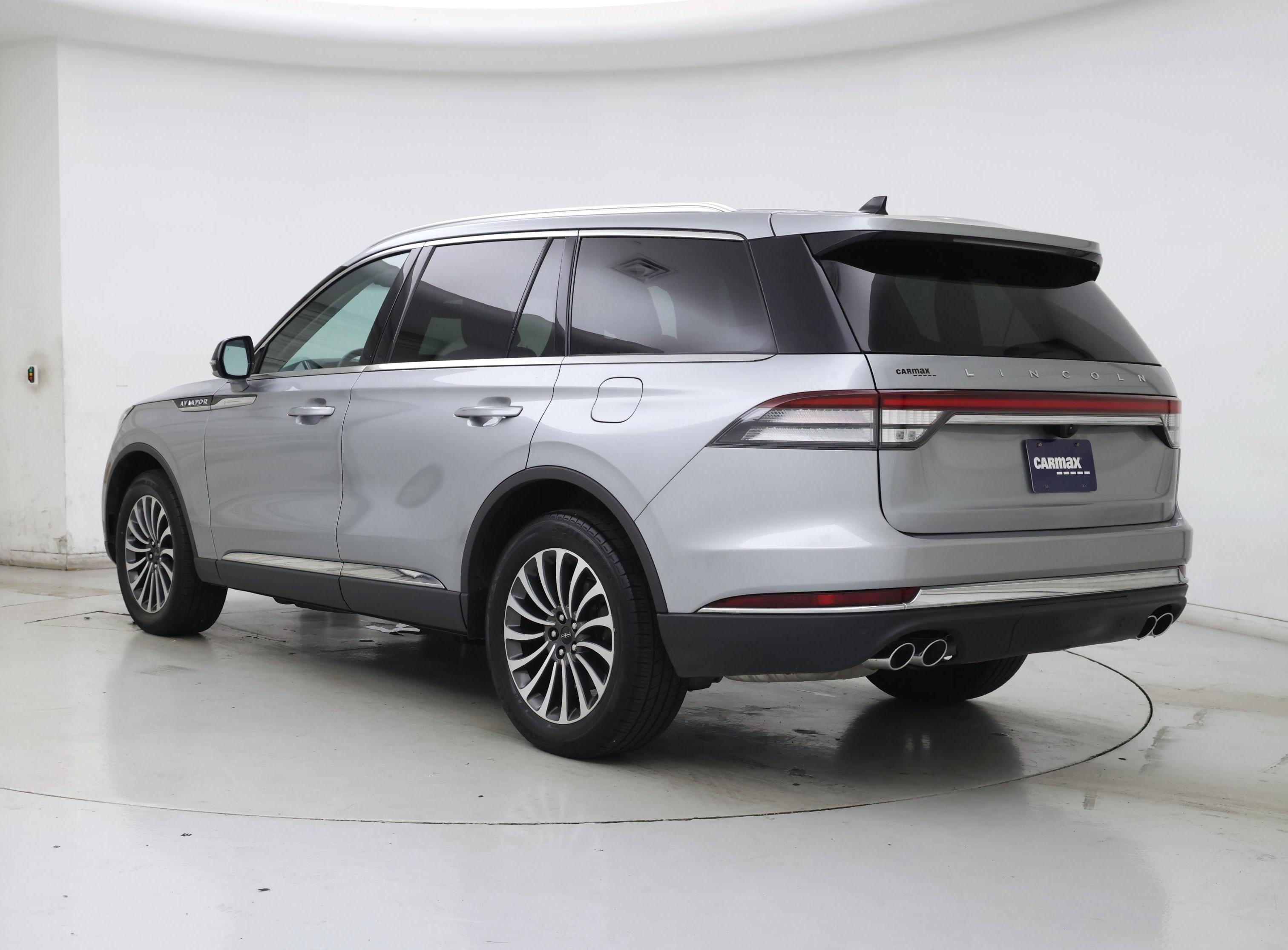 Thumbnail: 2022 Lincoln Aviator - 2