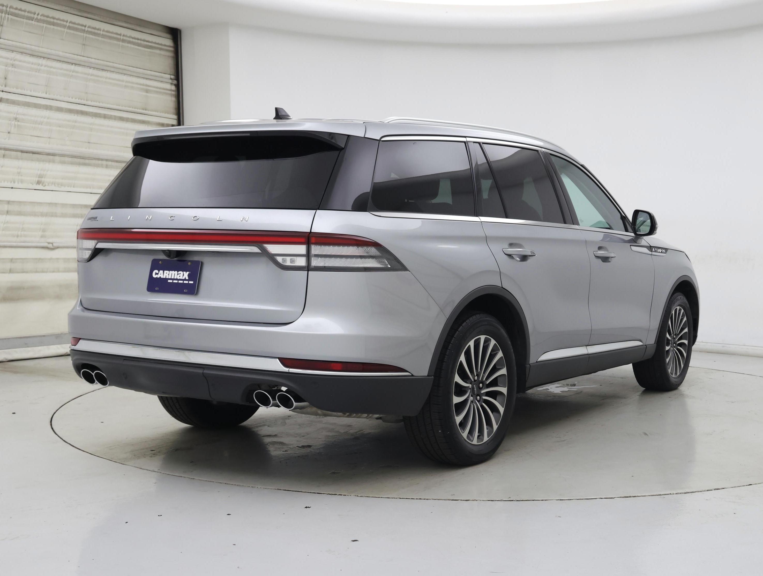 Thumbnail: 2022 Lincoln Aviator - 8