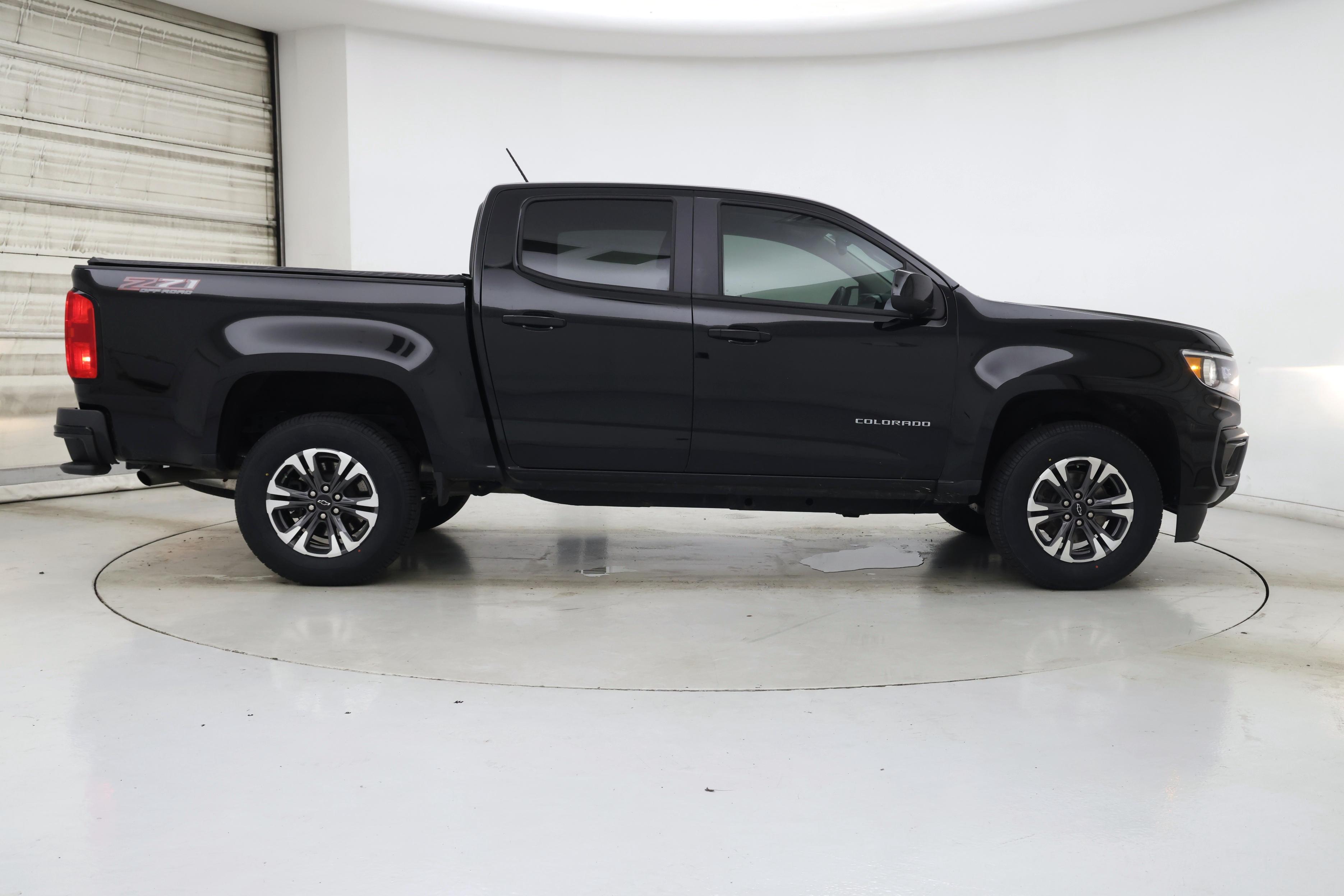 Thumbnail: 2022 Chevrolet Colorado - 7