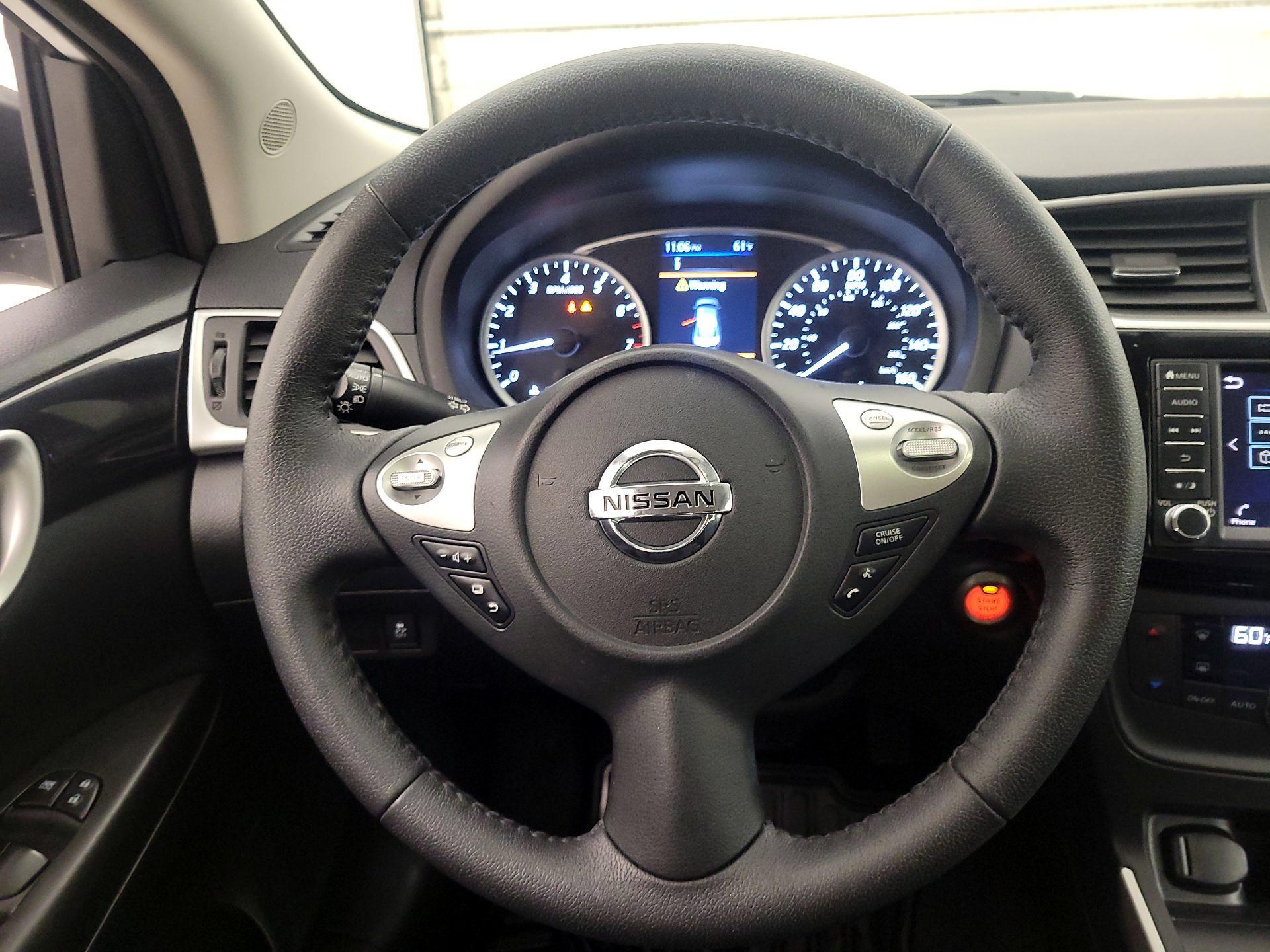 Thumbnail: 2019 Nissan Sentra - 10