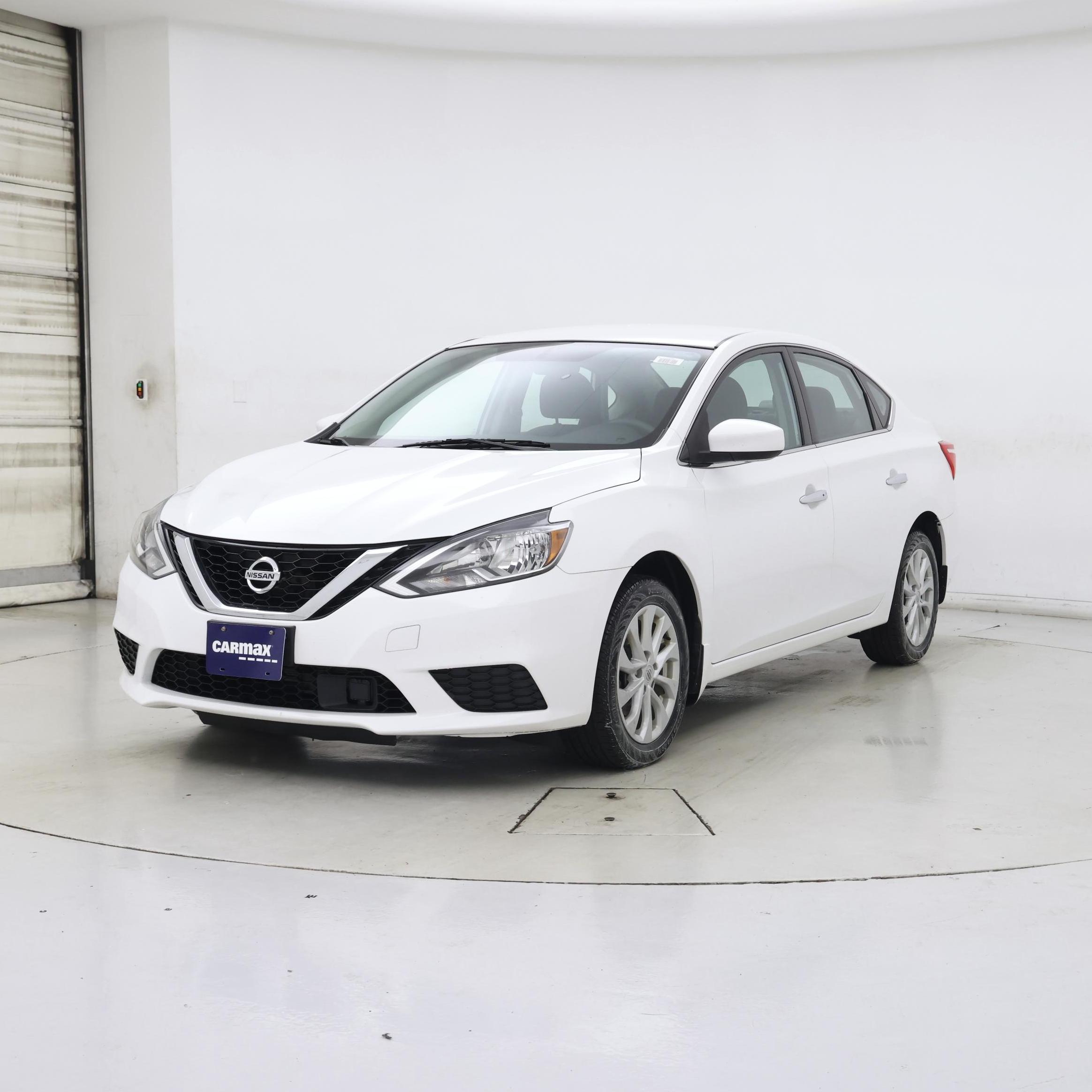 Thumbnail: 2019 Nissan Sentra - 4