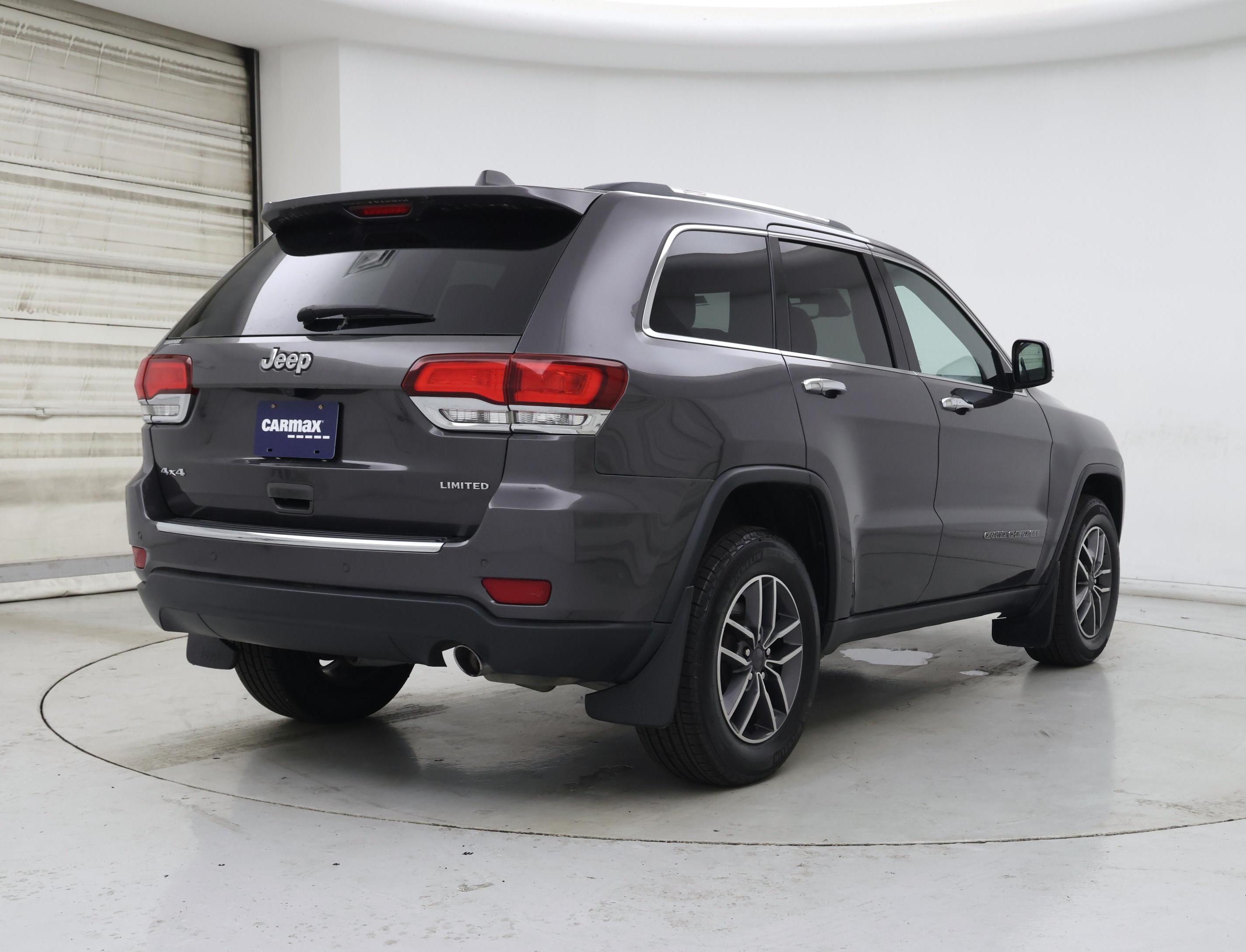 Thumbnail: 2020 Jeep Grand Cherokee - 8
