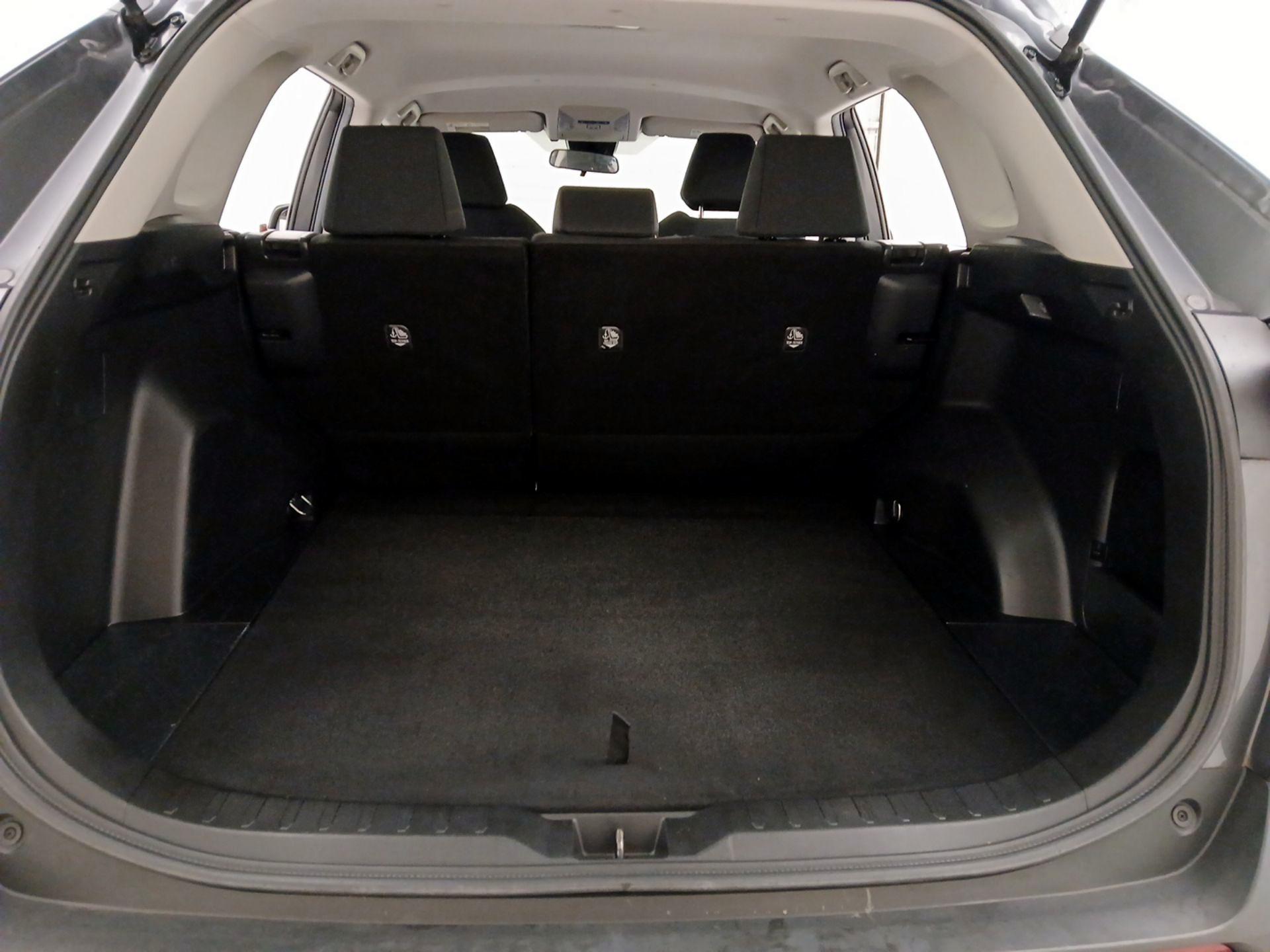 Thumbnail: 2021 Toyota RAV4 - 20
