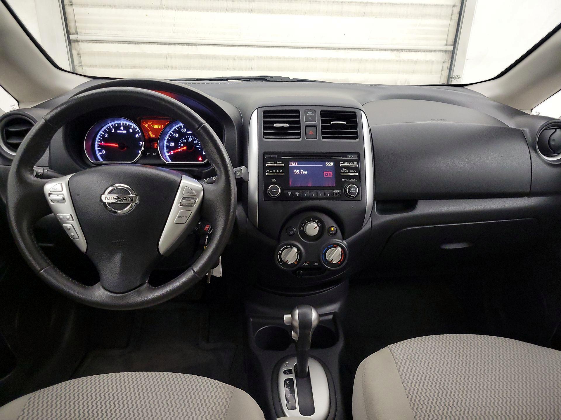 Thumbnail: 2014 Nissan Versa Note - 9