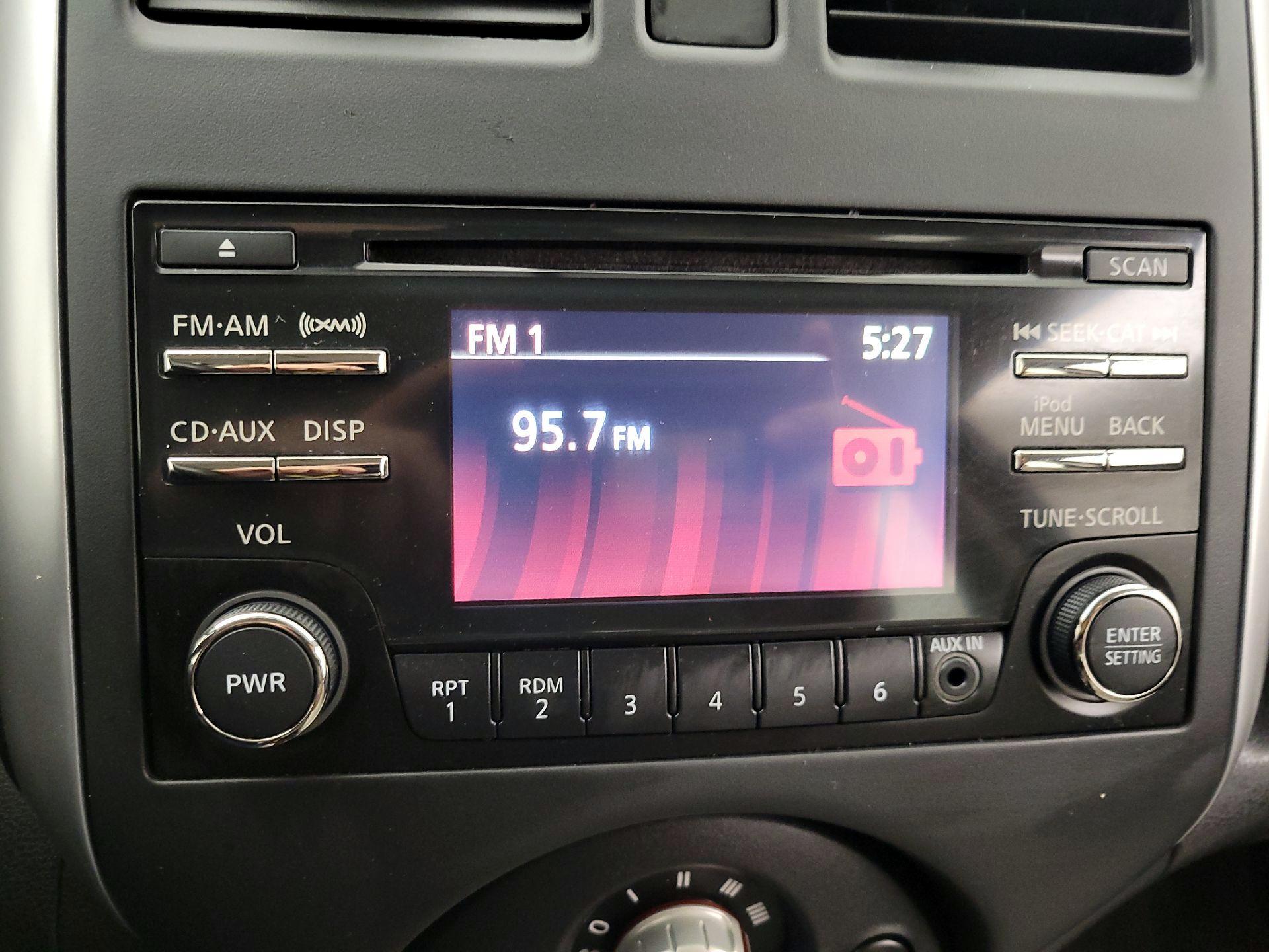 Thumbnail: 2014 Nissan Versa Note - 15