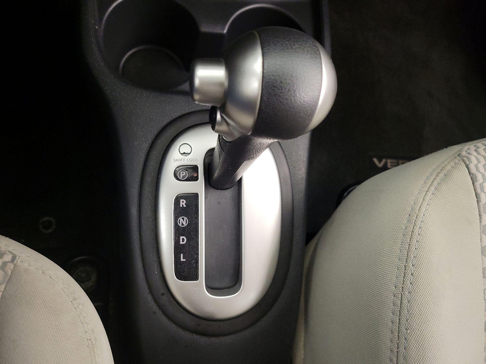 Thumbnail: 2014 Nissan Versa Note - 17