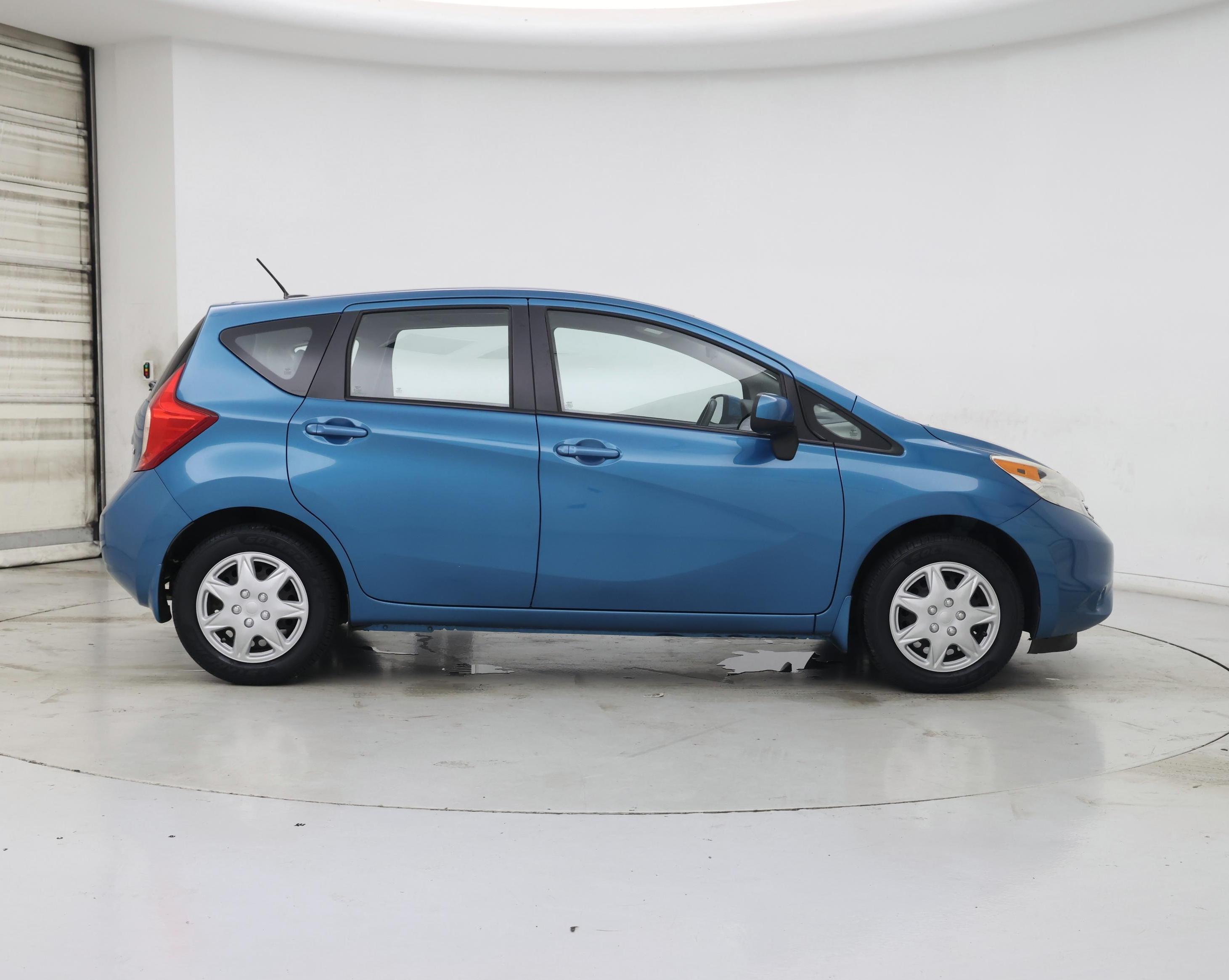 Thumbnail: 2014 Nissan Versa Note - 7