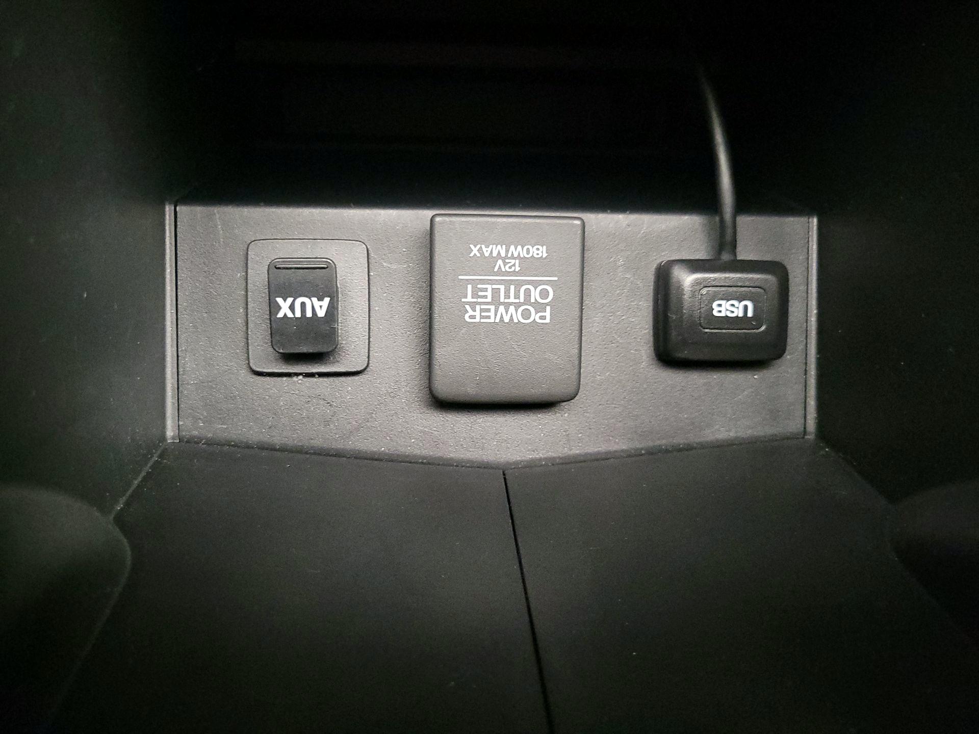 Thumbnail: 2016 Honda CR-V - 18