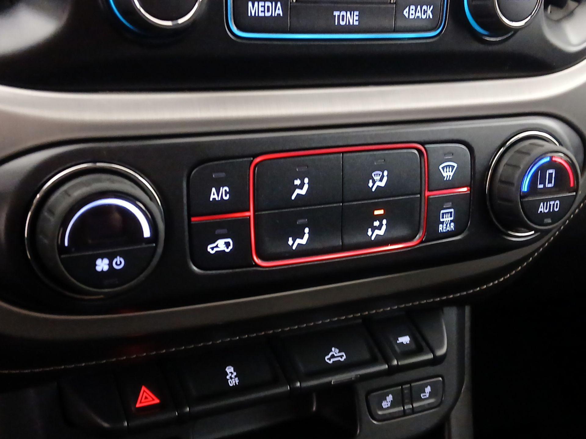 Thumbnail: 2016 GMC Canyon - 14
