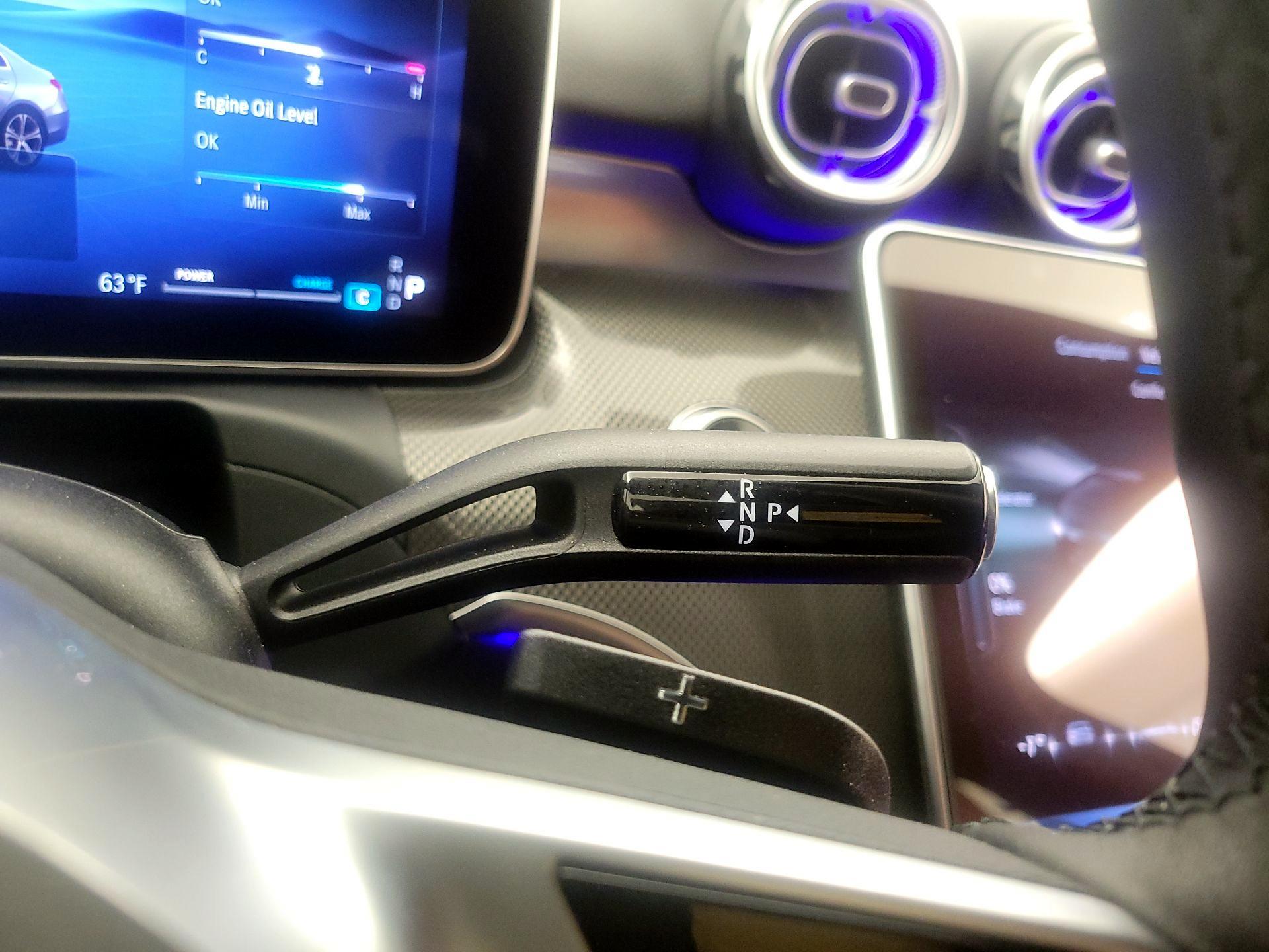 Thumbnail: 2023 Mercedes-Benz C-Class - 17
