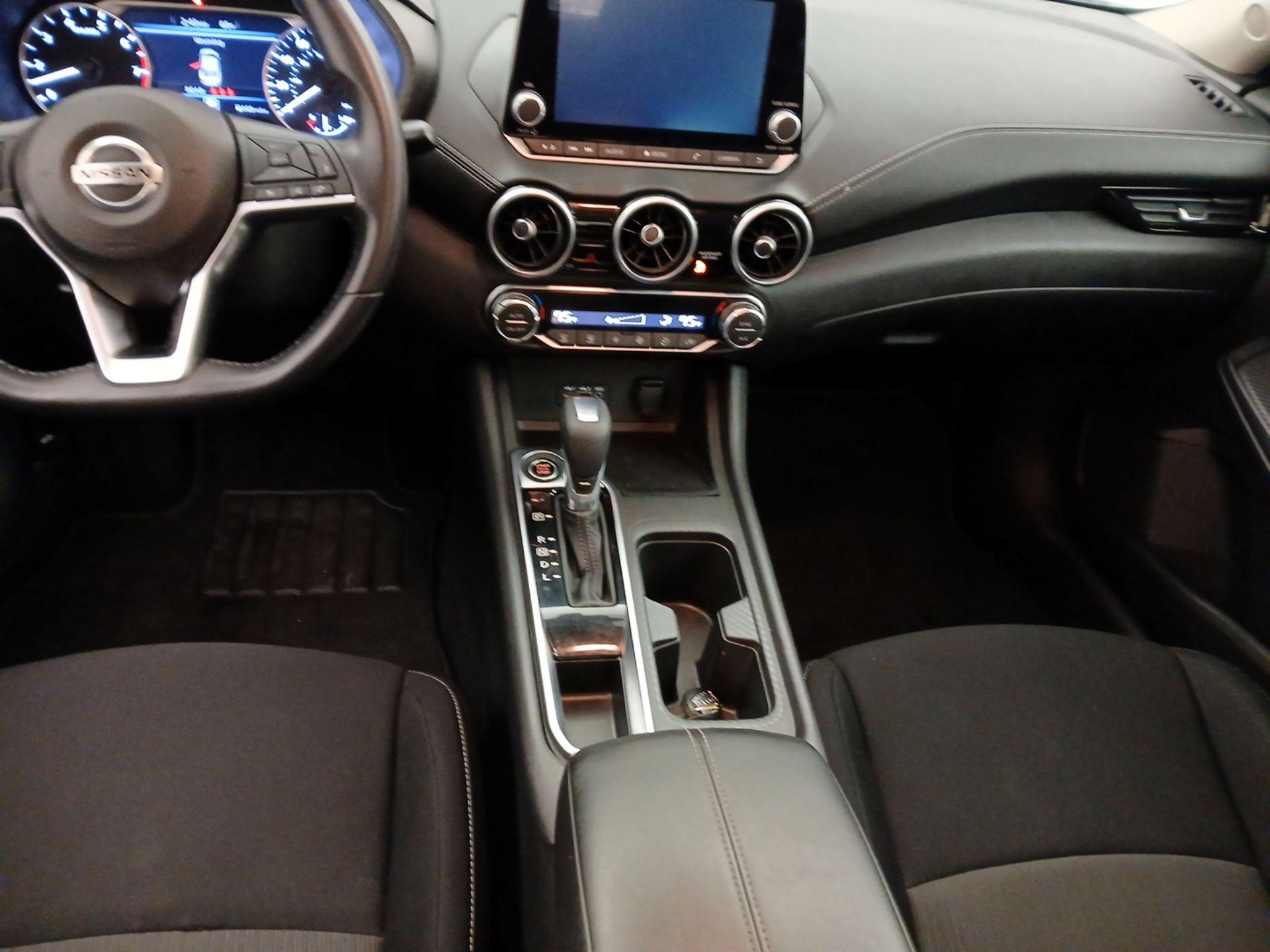 Thumbnail: 2021 Nissan Sentra - 9