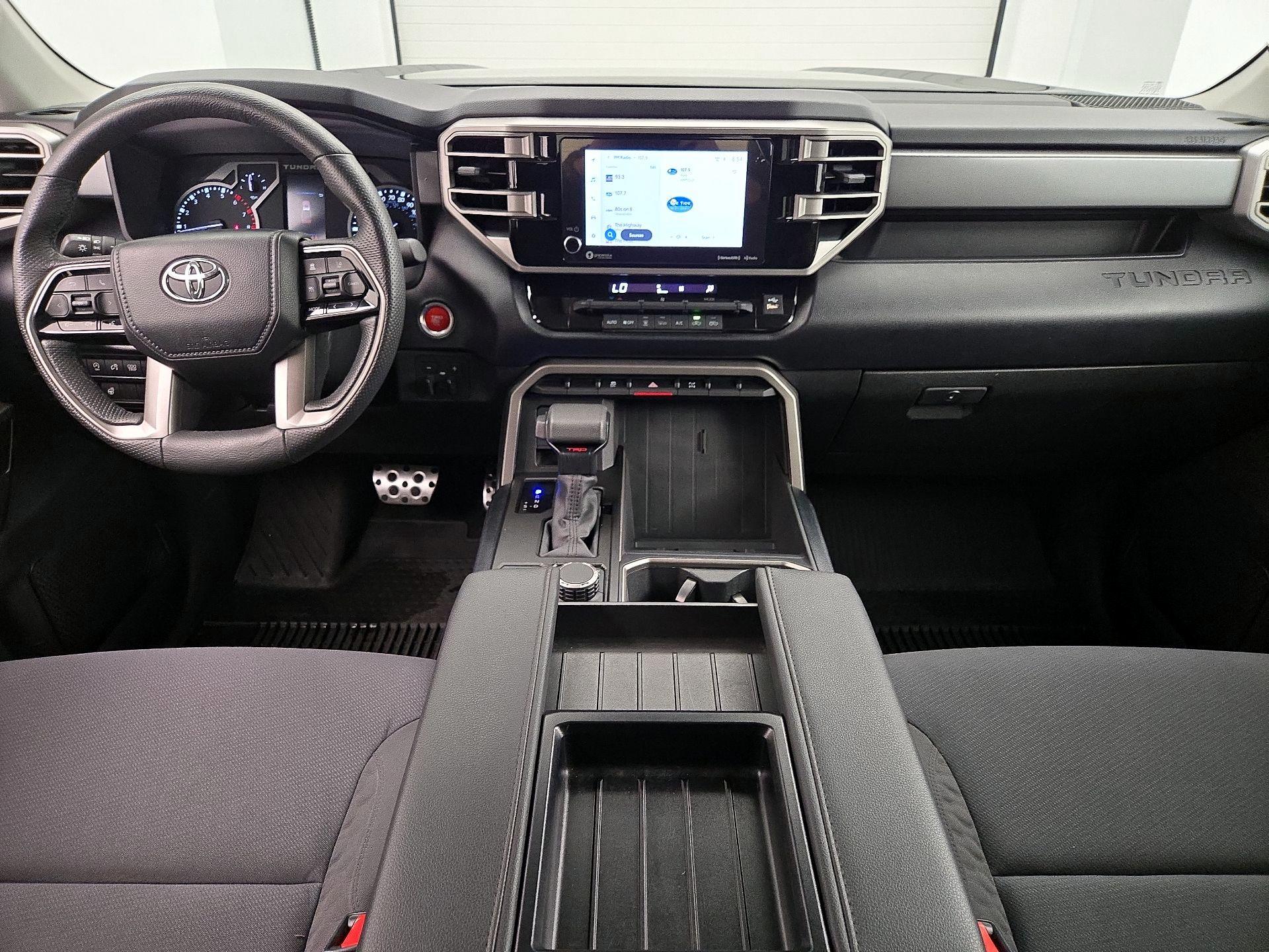 Thumbnail: 2024 Toyota Tundra - 9