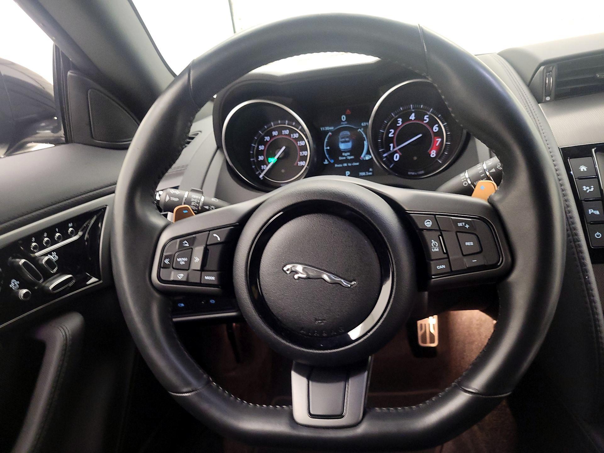 Thumbnail: 2016 Jaguar F-Type - 10