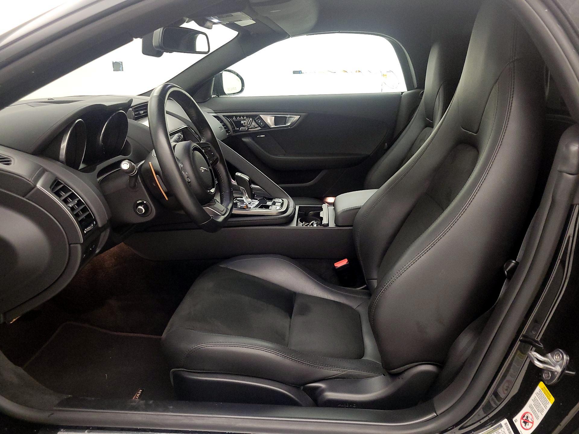Thumbnail: 2016 Jaguar F-Type - 11