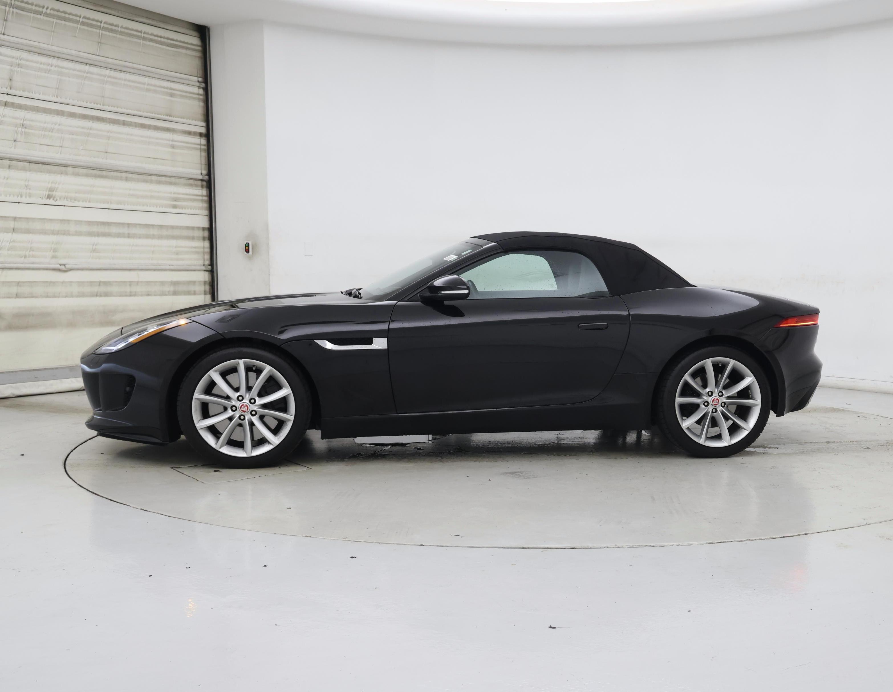 Thumbnail: 2016 Jaguar F-Type - 3