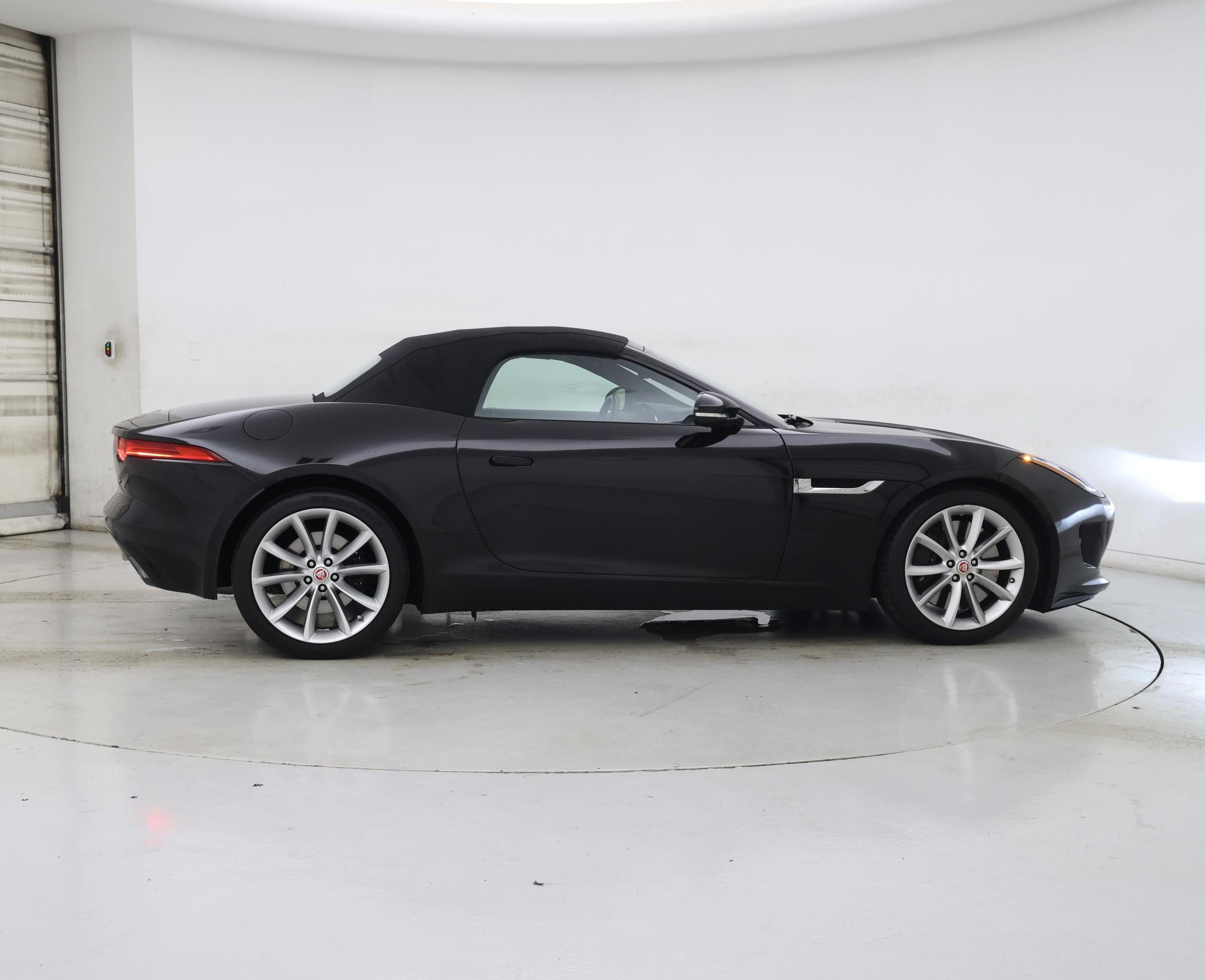 Thumbnail: 2016 Jaguar F-Type - 7