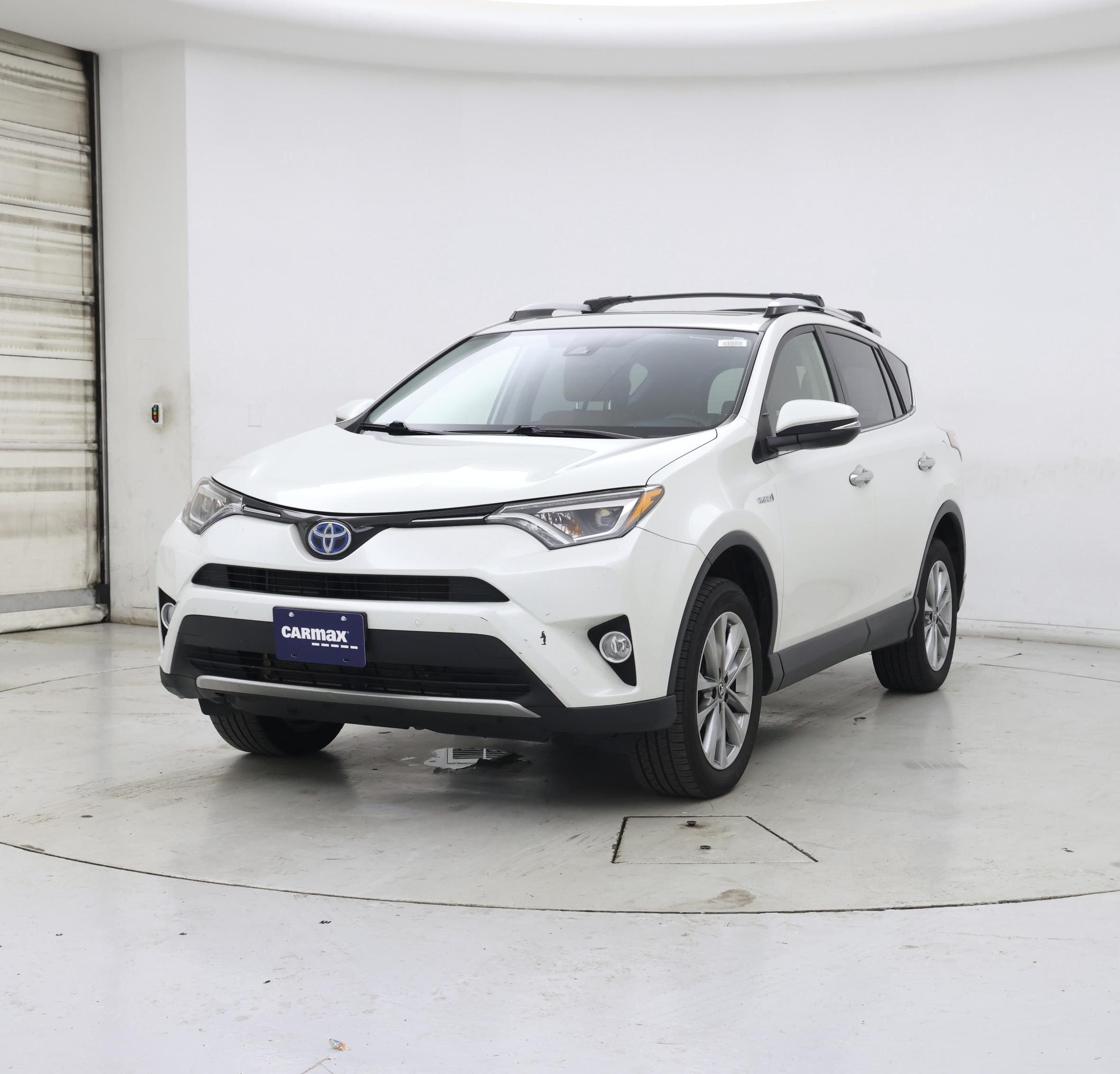 Thumbnail: 2016 Toyota RAV4 - 4