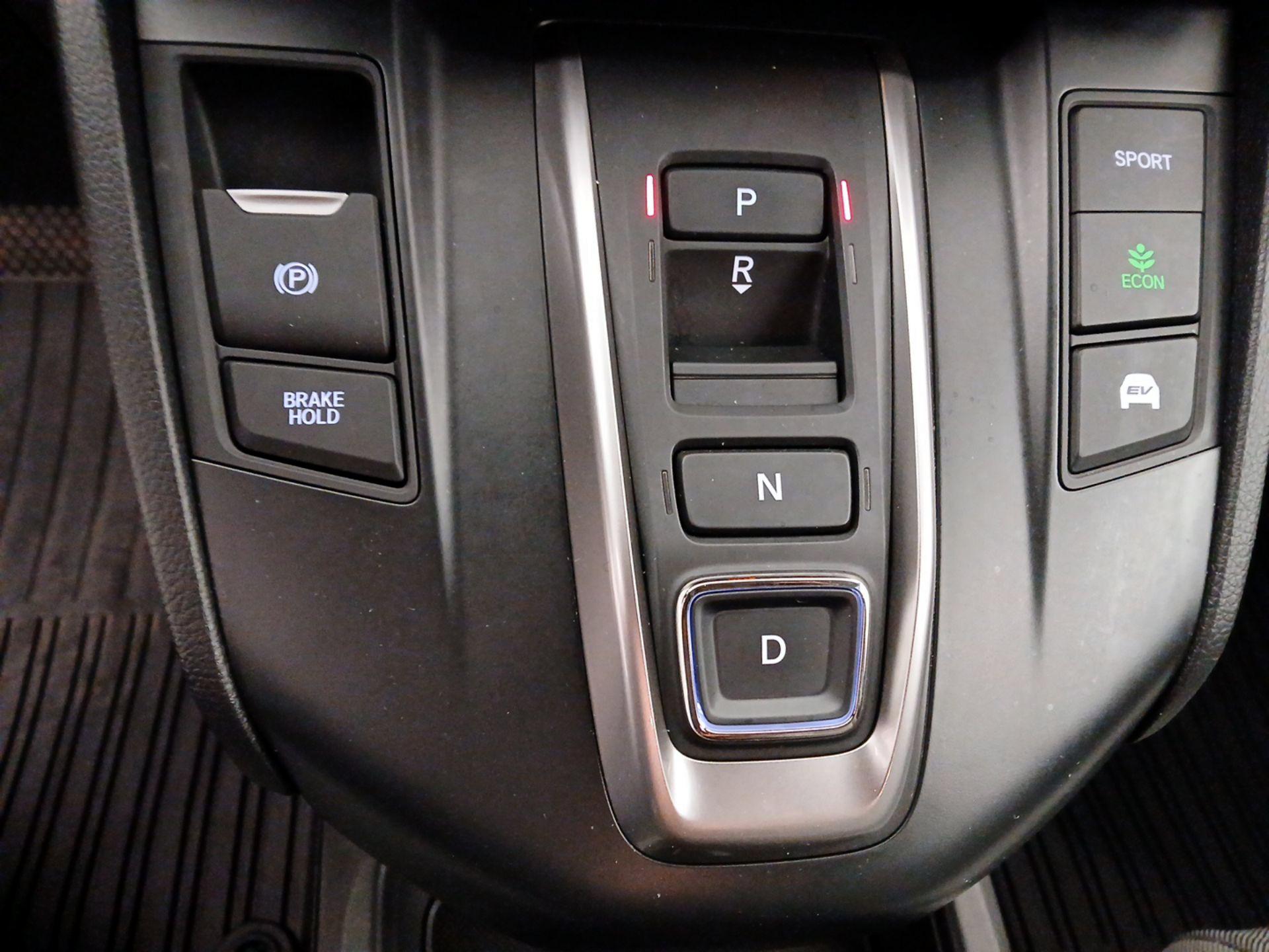 Thumbnail: 2022 Honda CR-V - 17