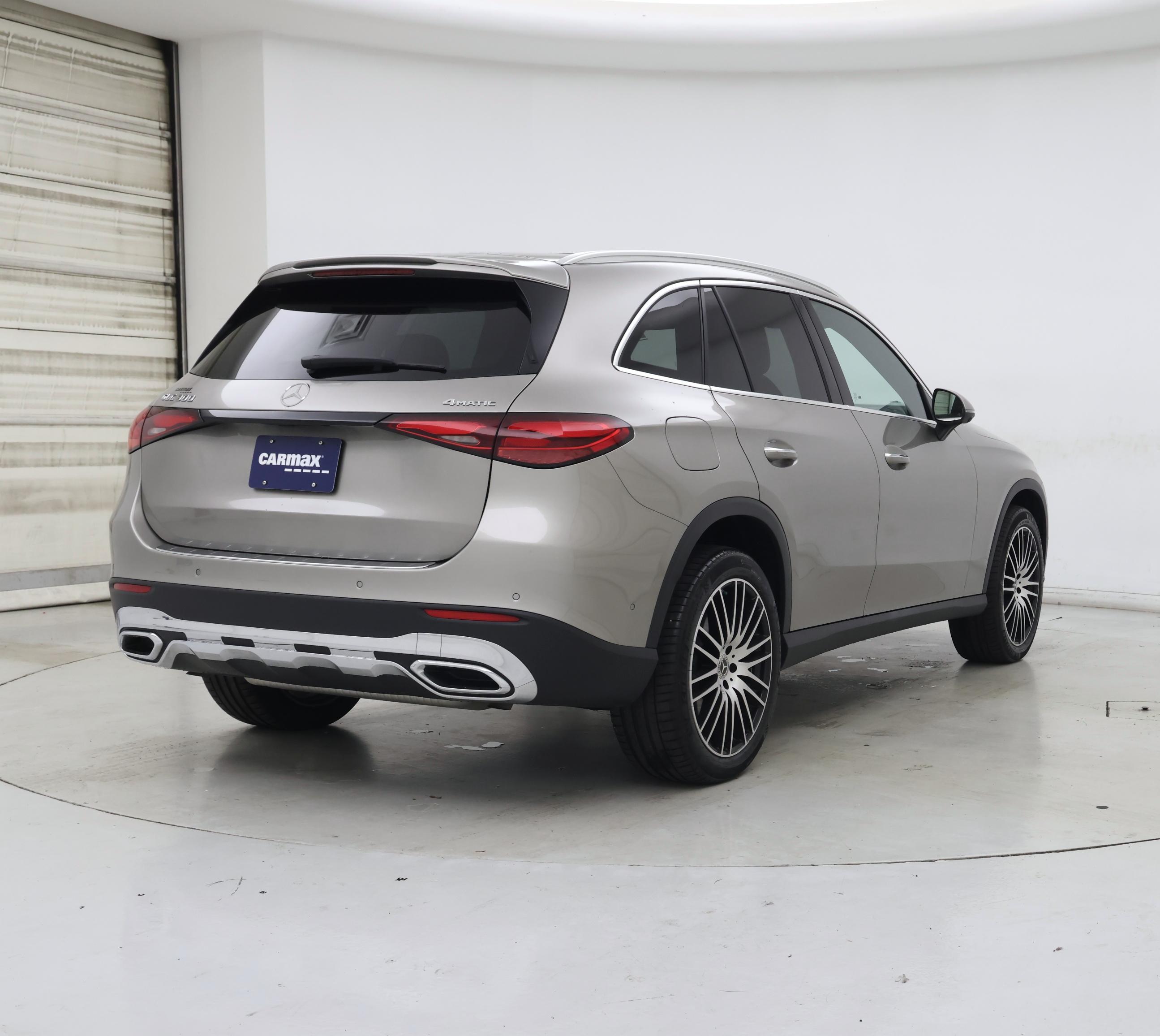 Thumbnail: 2024 Mercedes-Benz GLC - 8