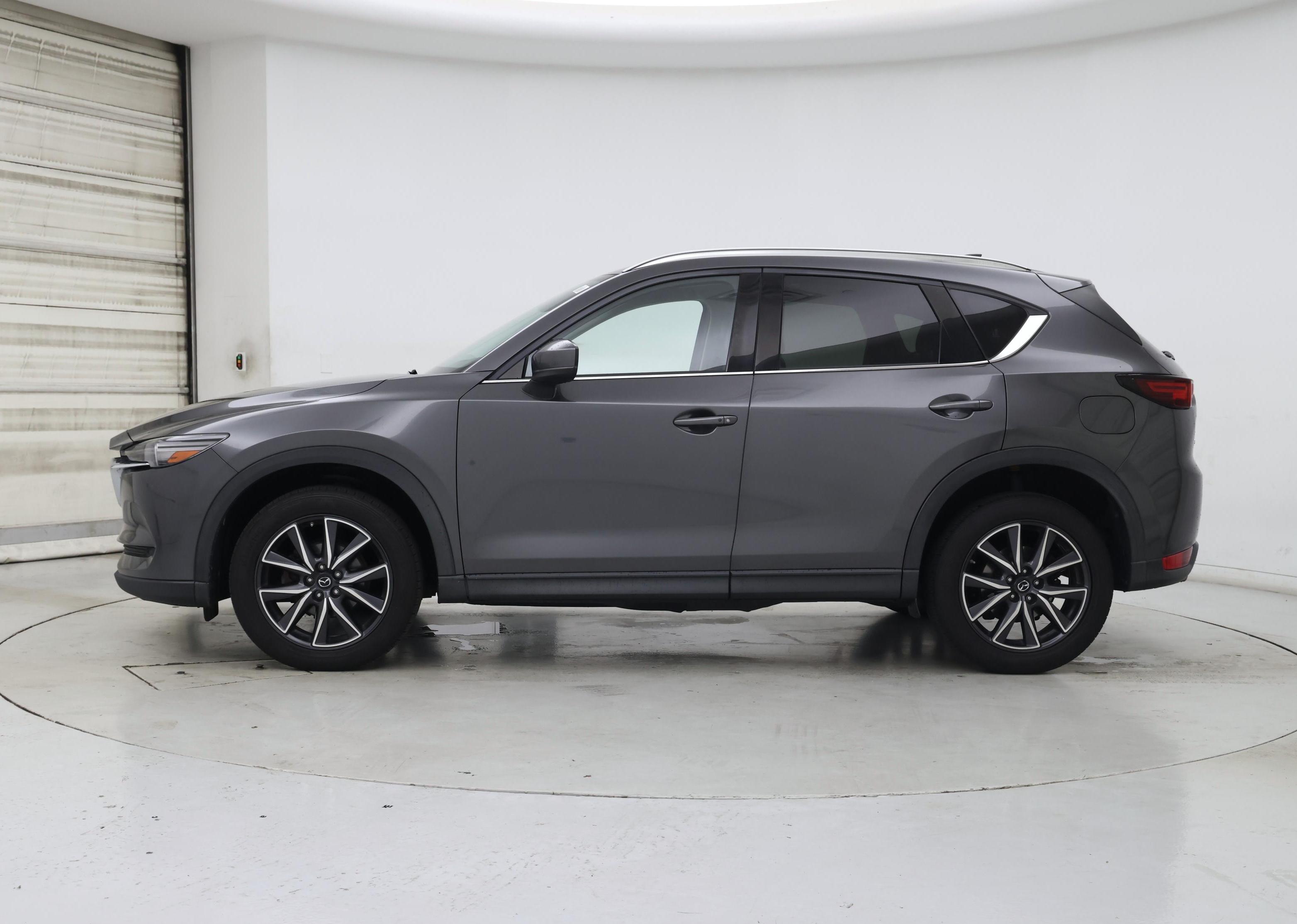 Thumbnail: 2017 Mazda CX-5 - 3
