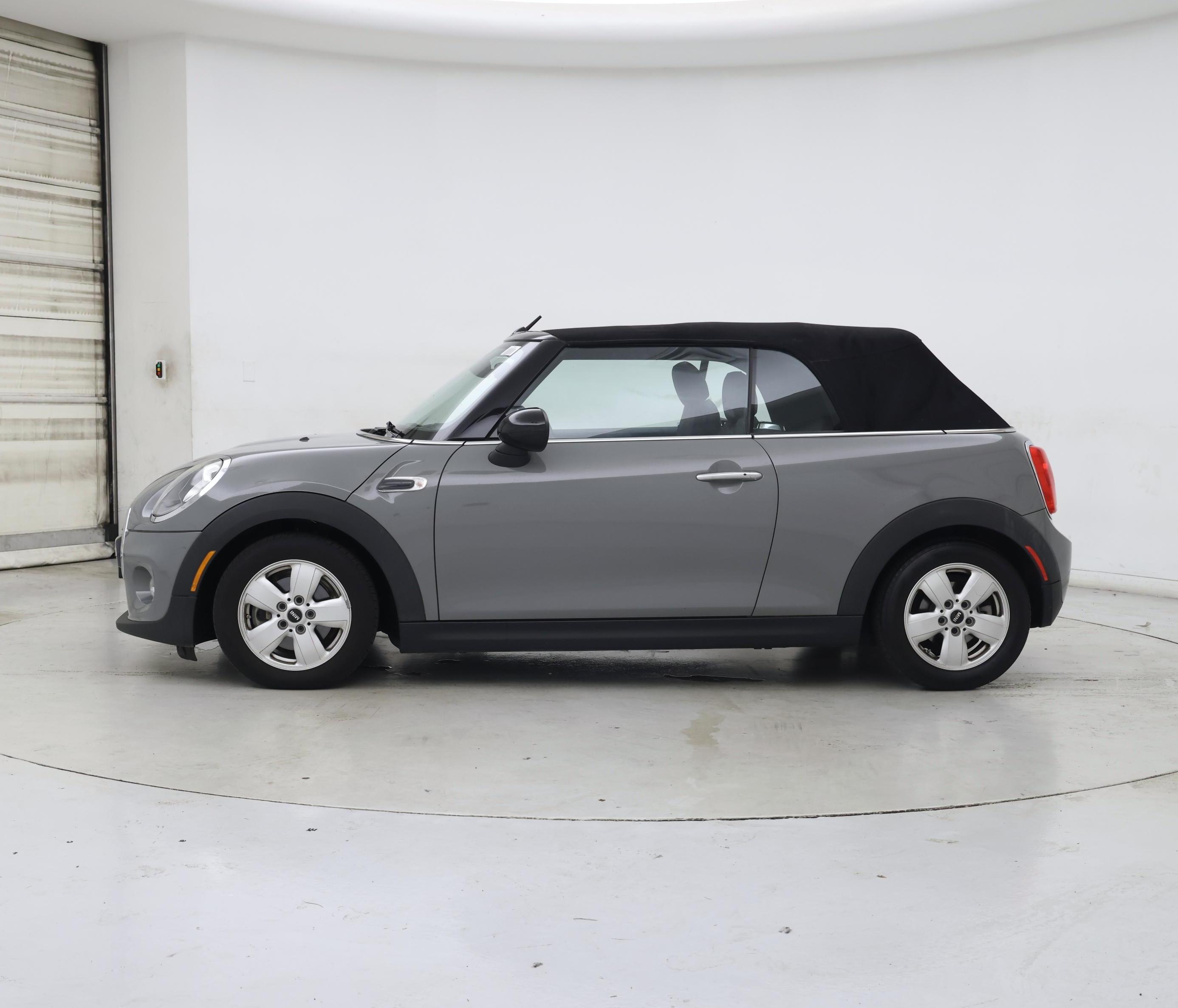 Thumbnail: 2017 MINI Cooper - 3