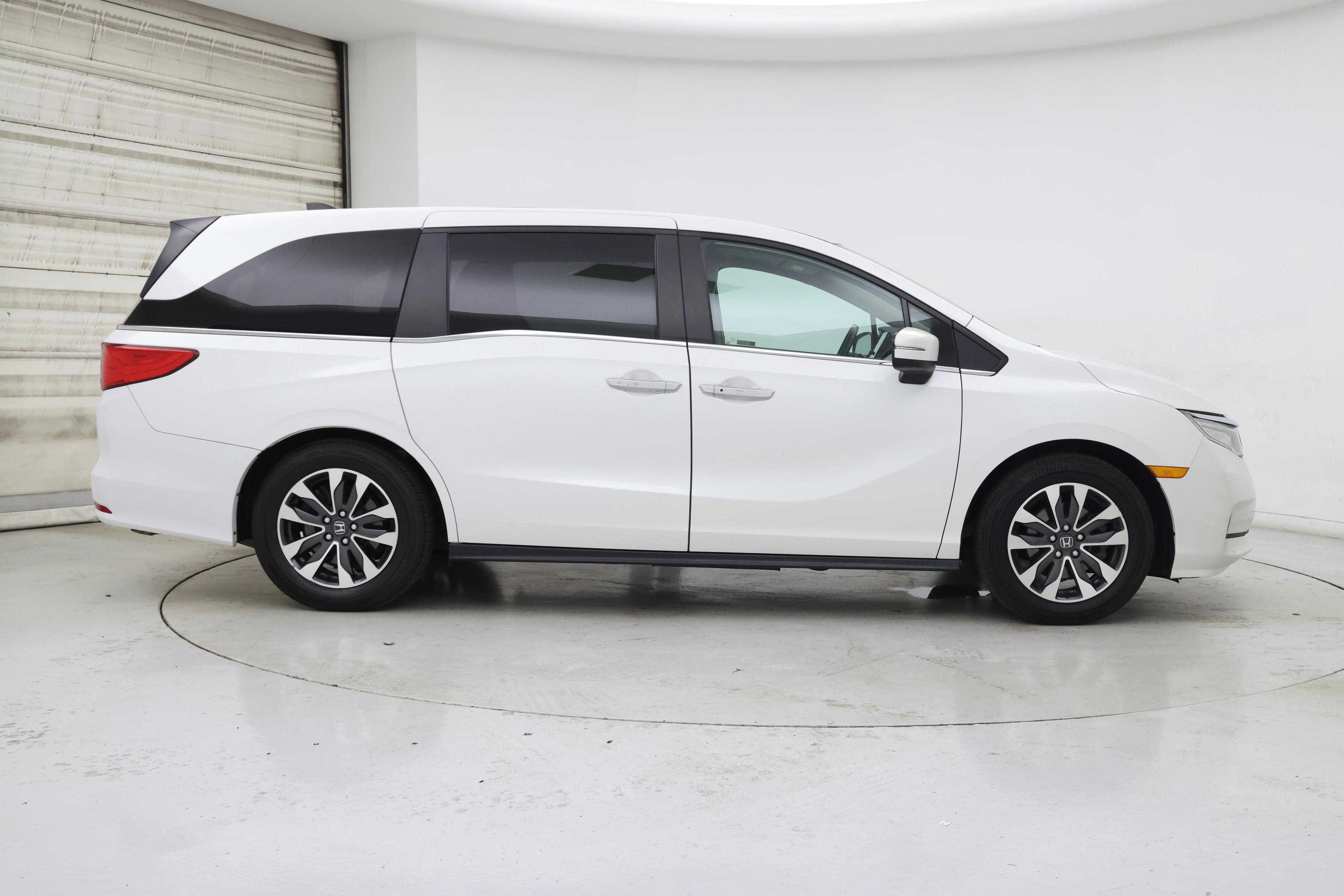 Thumbnail: 2022 Honda Odyssey - 7