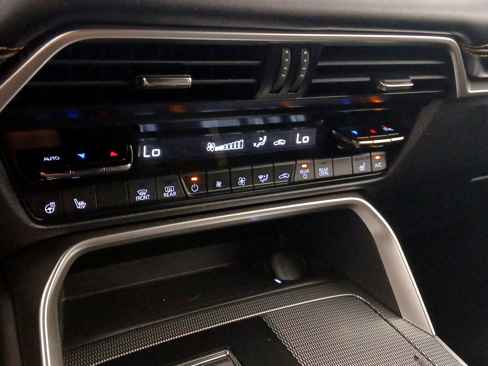 Thumbnail: 2024 Mazda CX-90 - 17