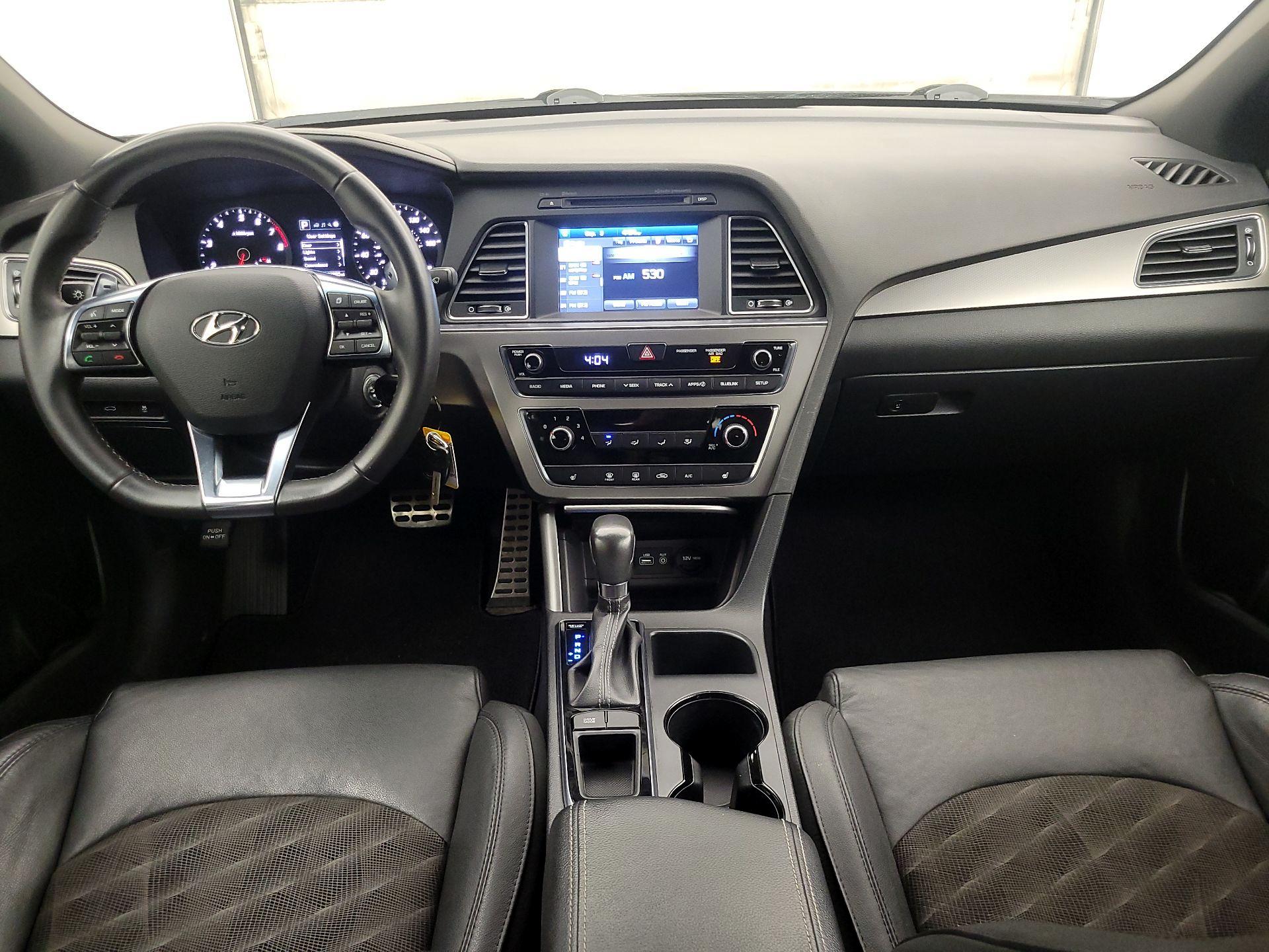 Thumbnail: 2017 Hyundai Sonata - 9