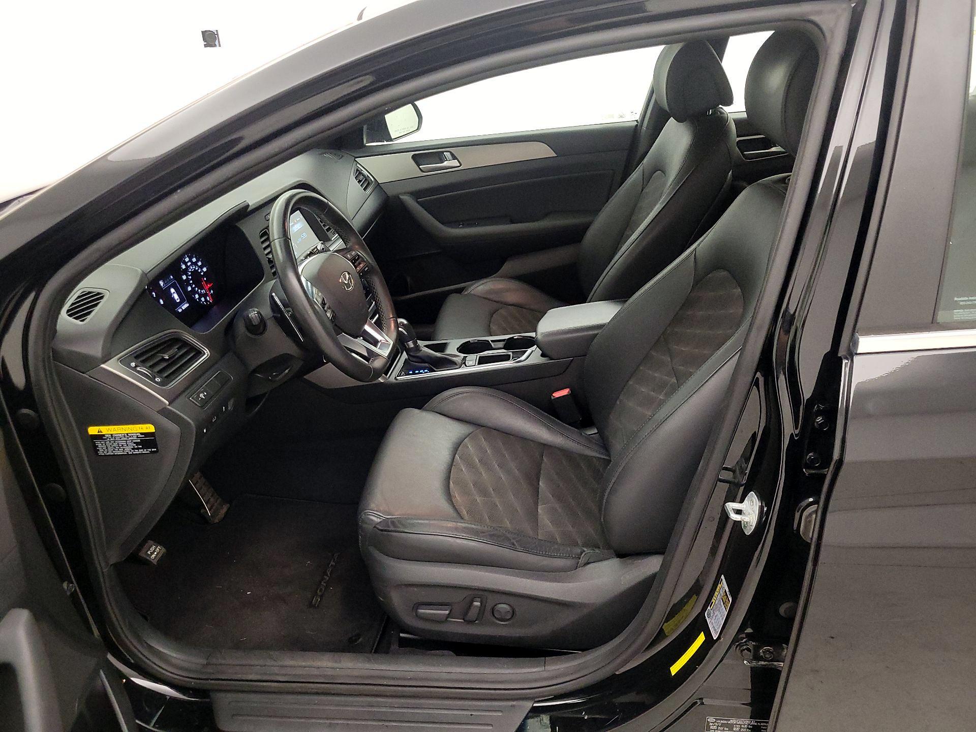Thumbnail: 2017 Hyundai Sonata - 11