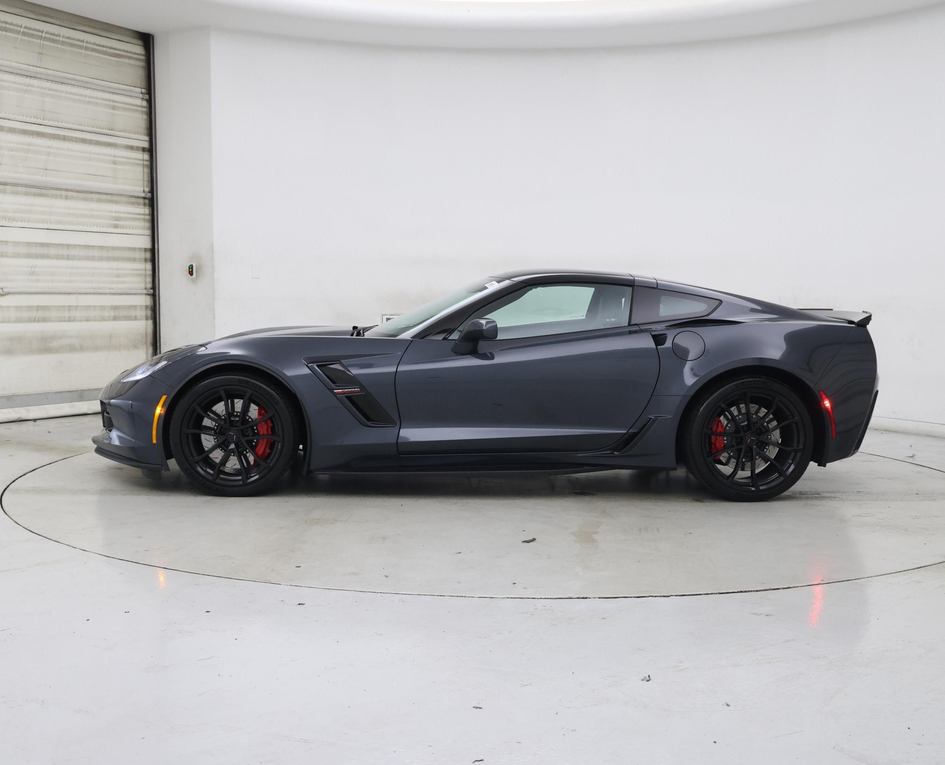 Thumbnail: 2019 Chevrolet Corvette - 3