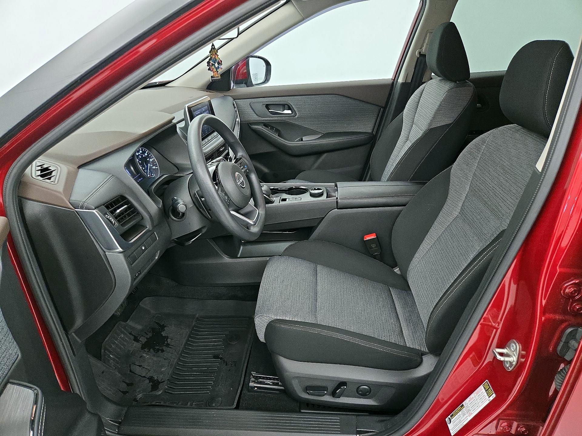 Thumbnail: 2023 Nissan Rogue - 11