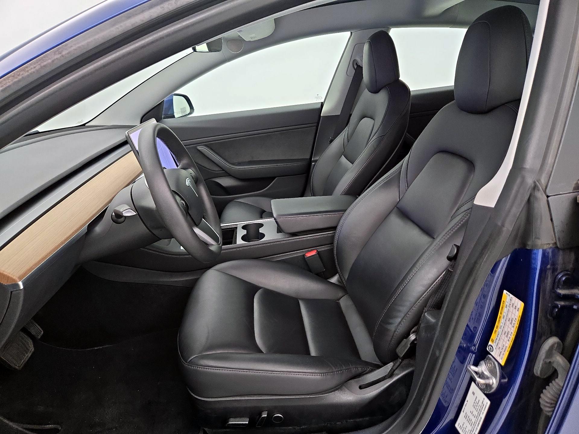 Thumbnail: 2021 Tesla Model 3 - 11