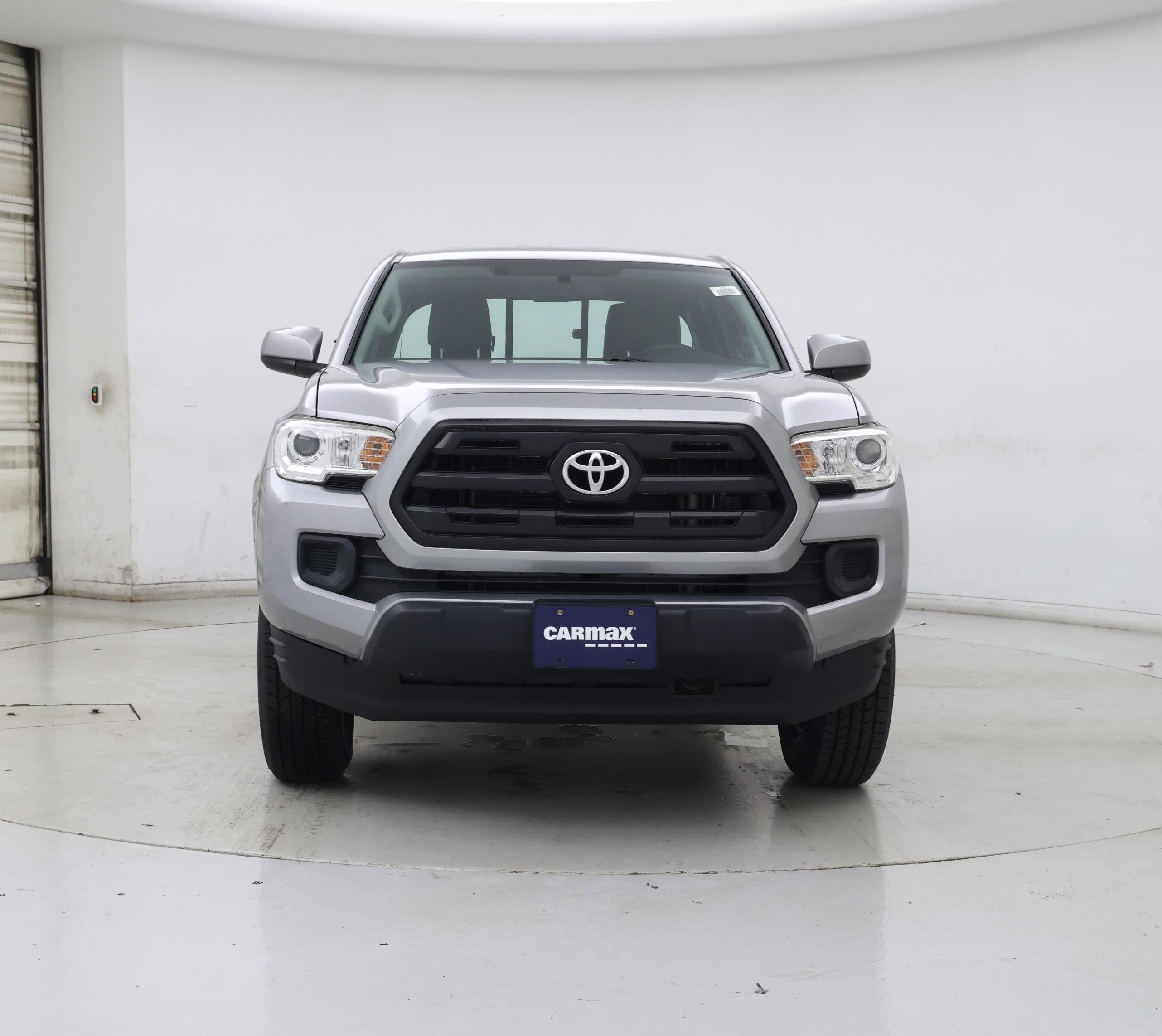 Thumbnail: 2017 Toyota Tacoma - 5