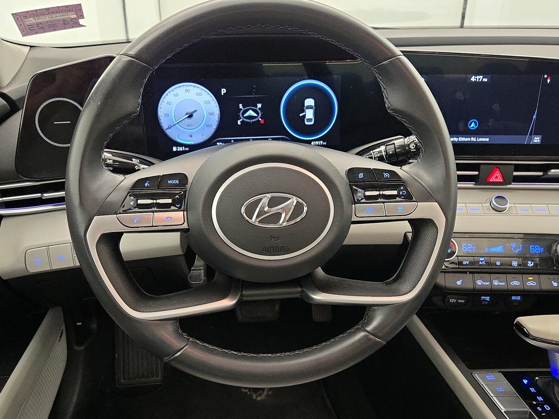 Thumbnail: 2023 Hyundai Elantra - 10