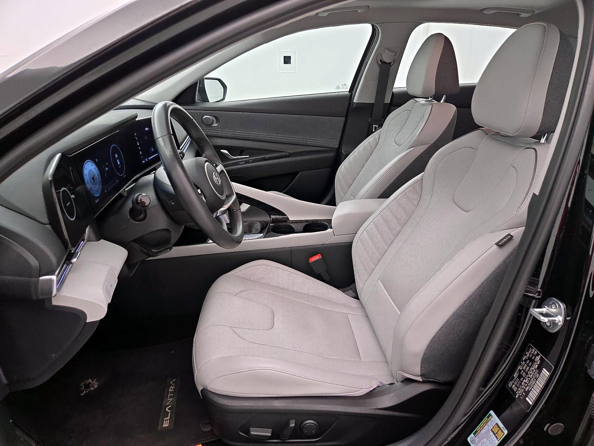 Thumbnail: 2023 Hyundai Elantra - 11
