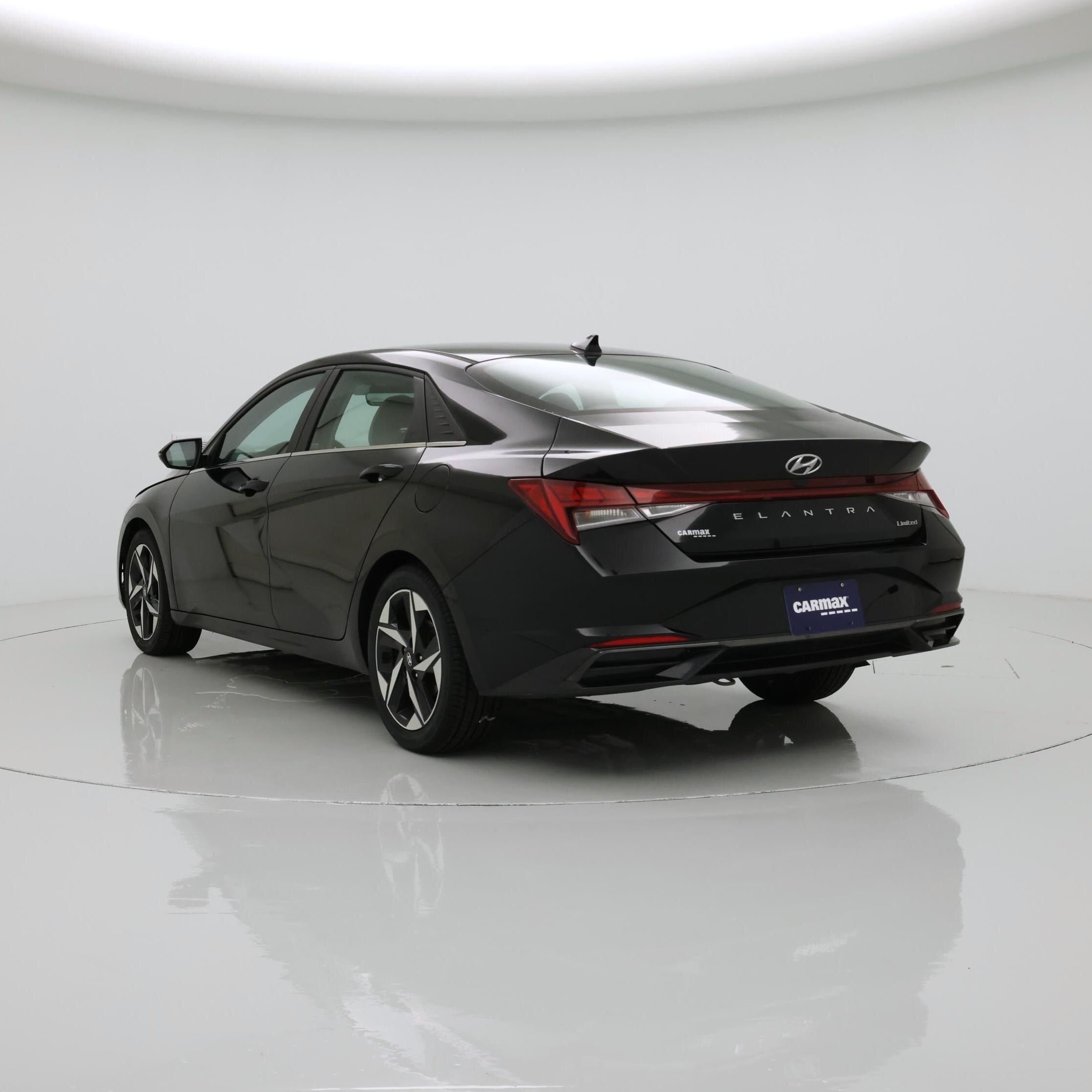 Thumbnail: 2023 Hyundai Elantra - 2