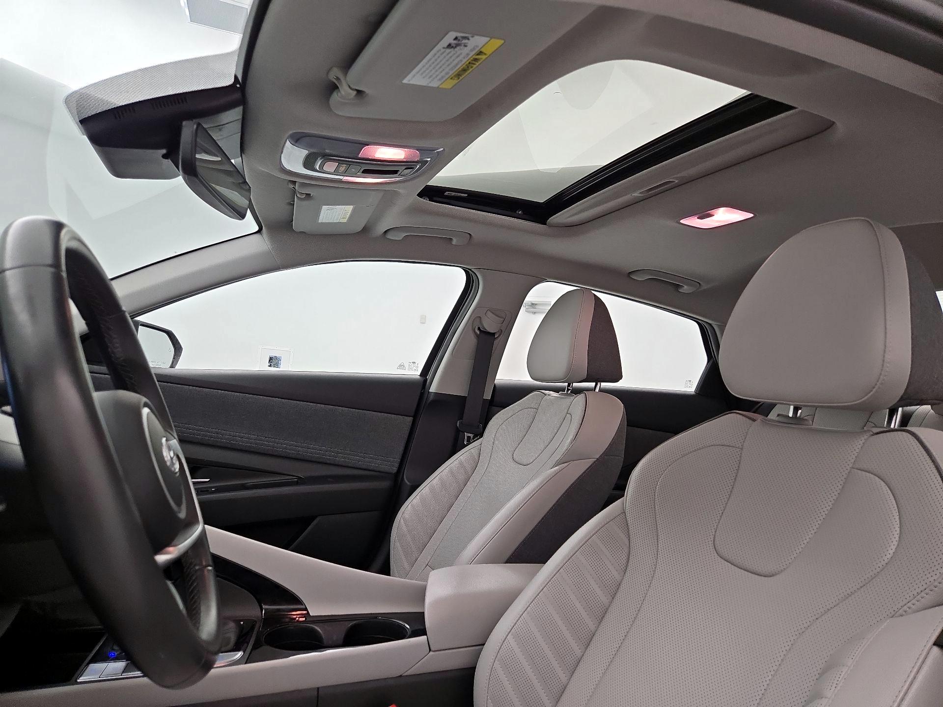Thumbnail: 2023 Hyundai Elantra - 20