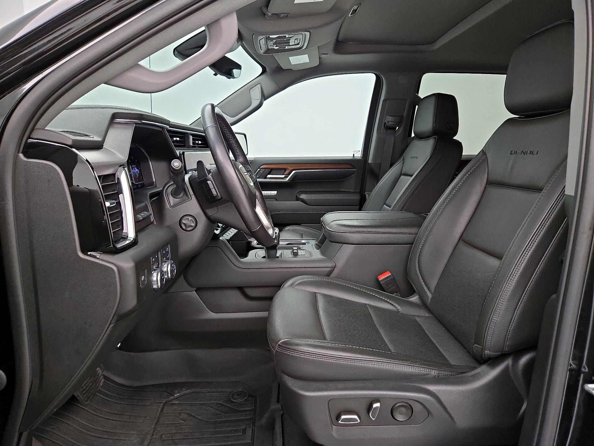 Thumbnail: 2023 GMC Sierra 1500 - 11