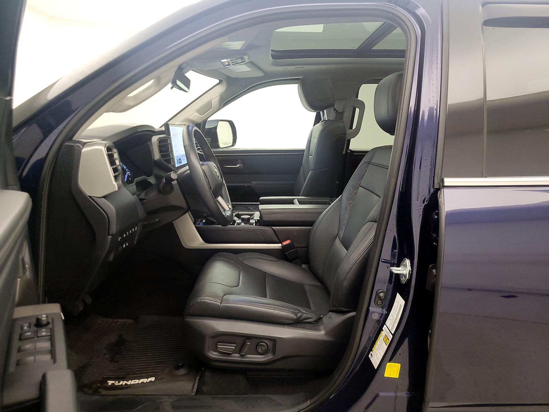 Thumbnail: 2022 Toyota Tundra - 11