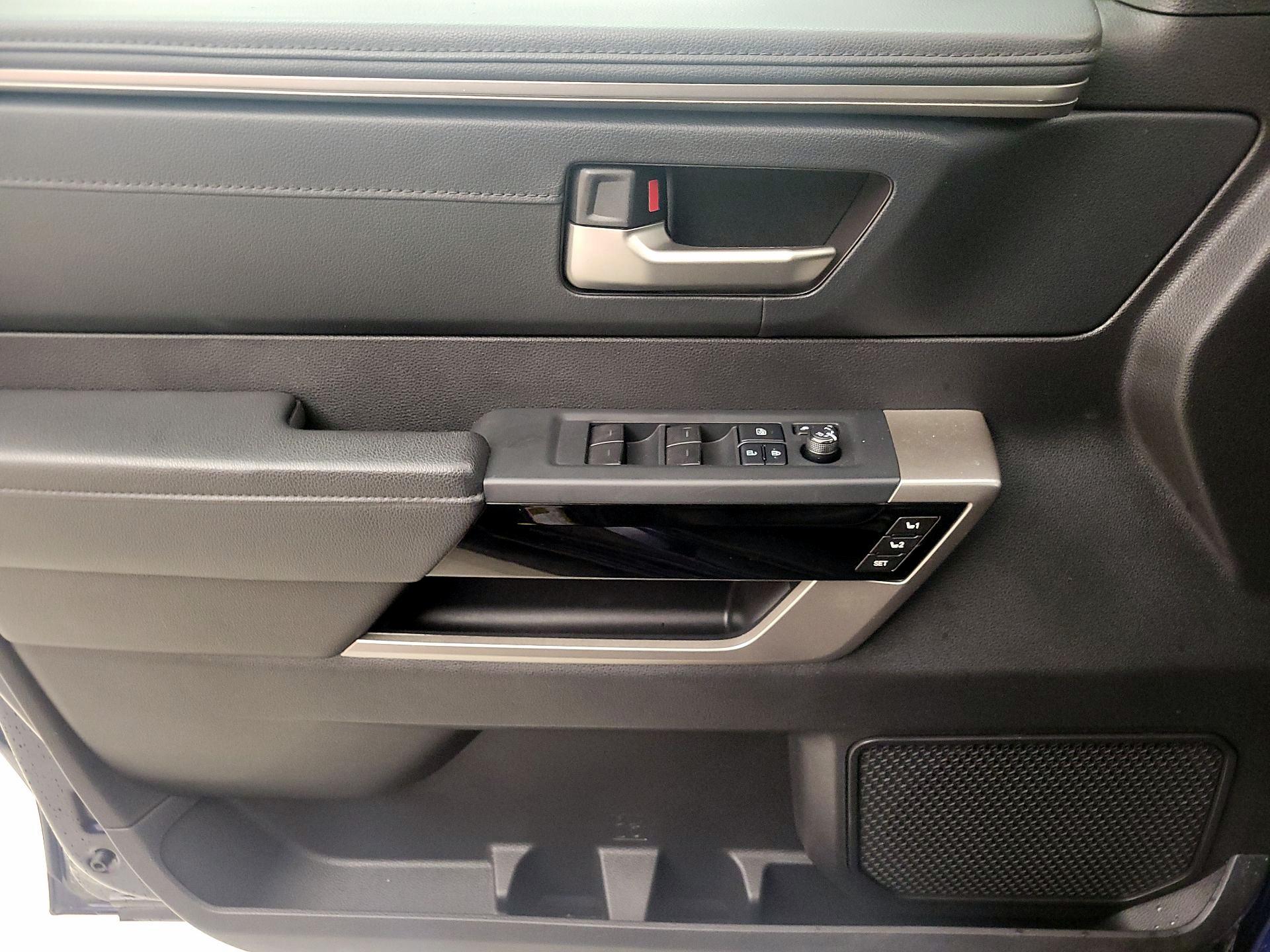 Thumbnail: 2022 Toyota Tundra - 12