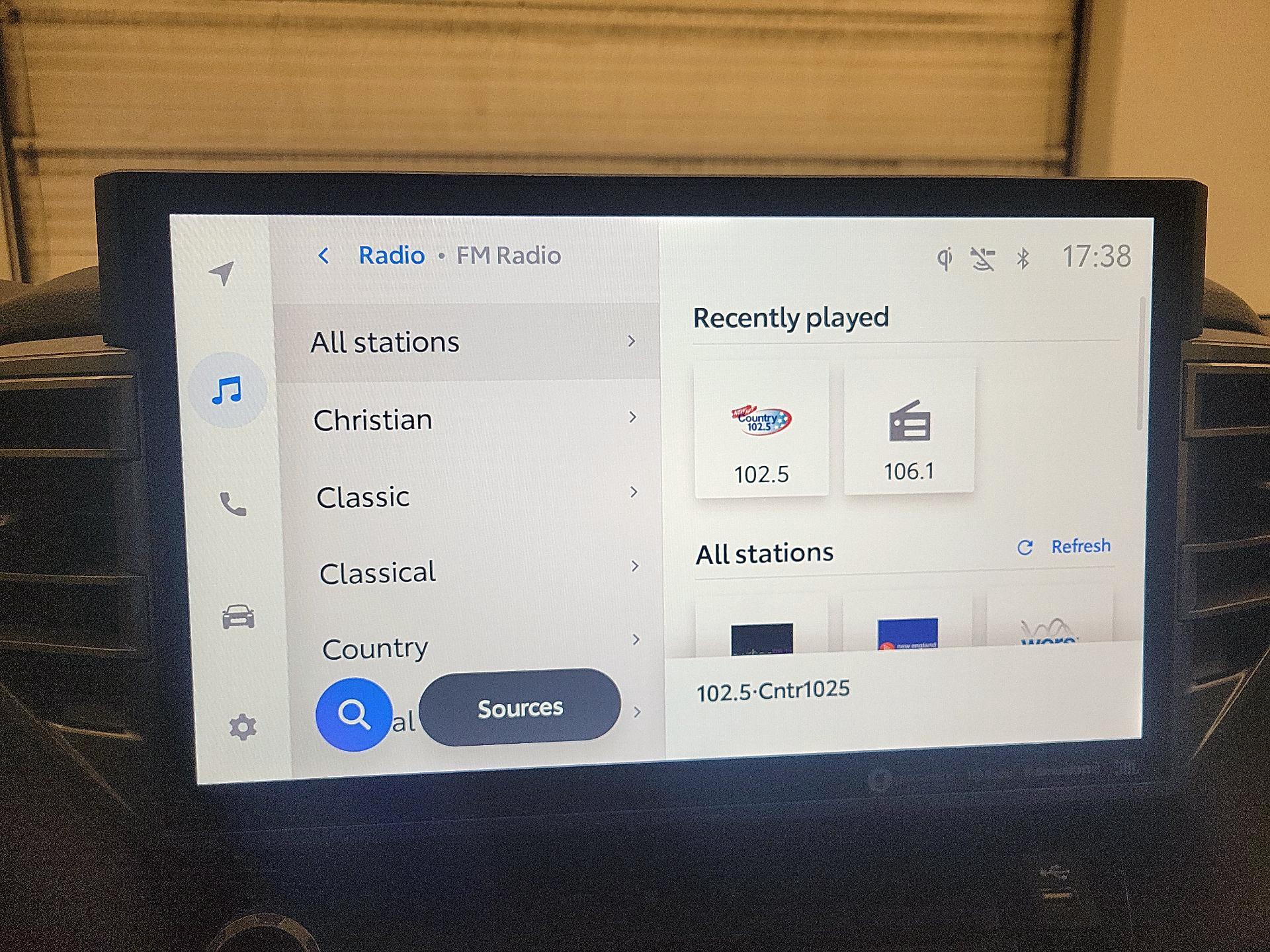 Thumbnail: 2022 Toyota Tundra - 15