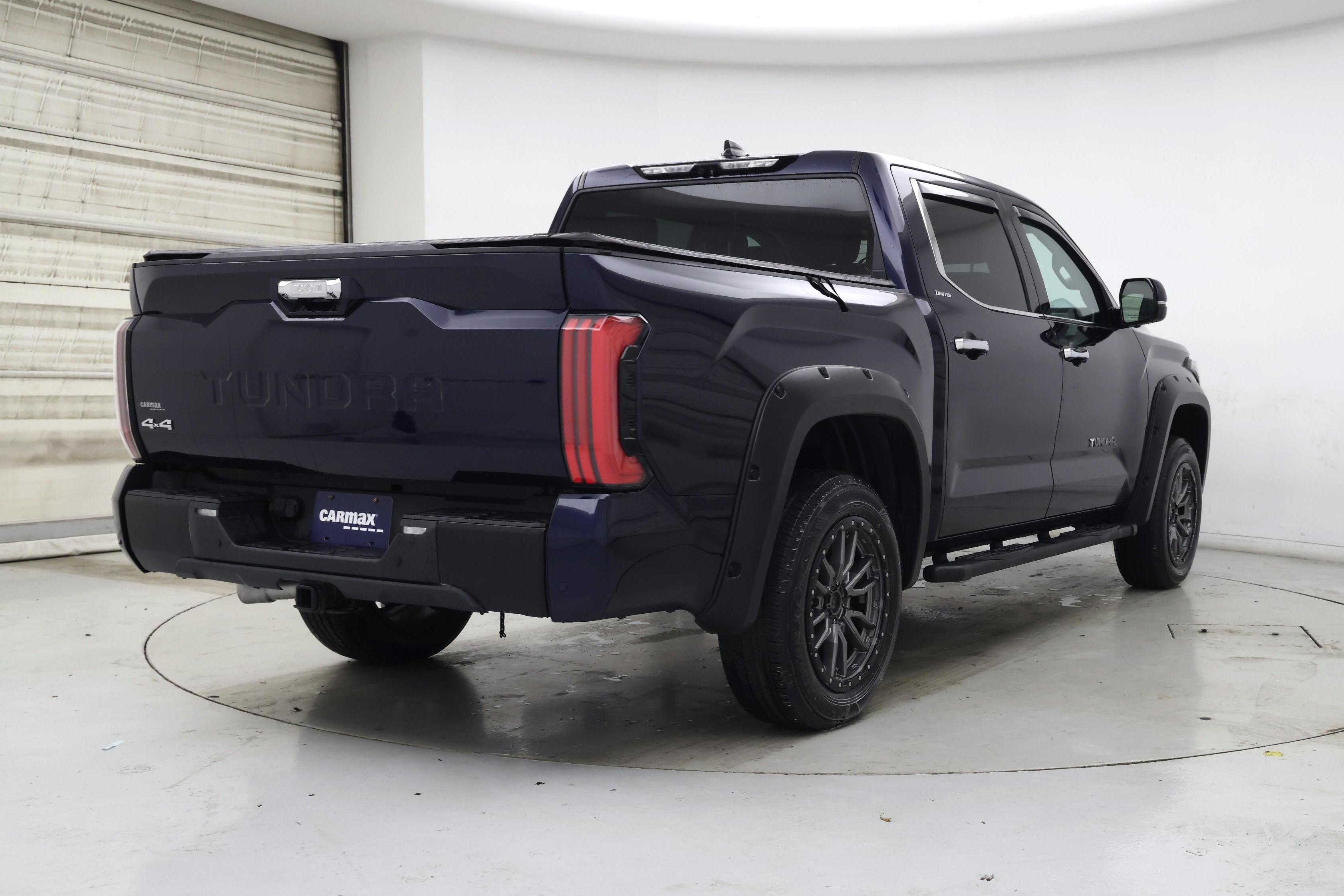 Thumbnail: 2022 Toyota Tundra - 8