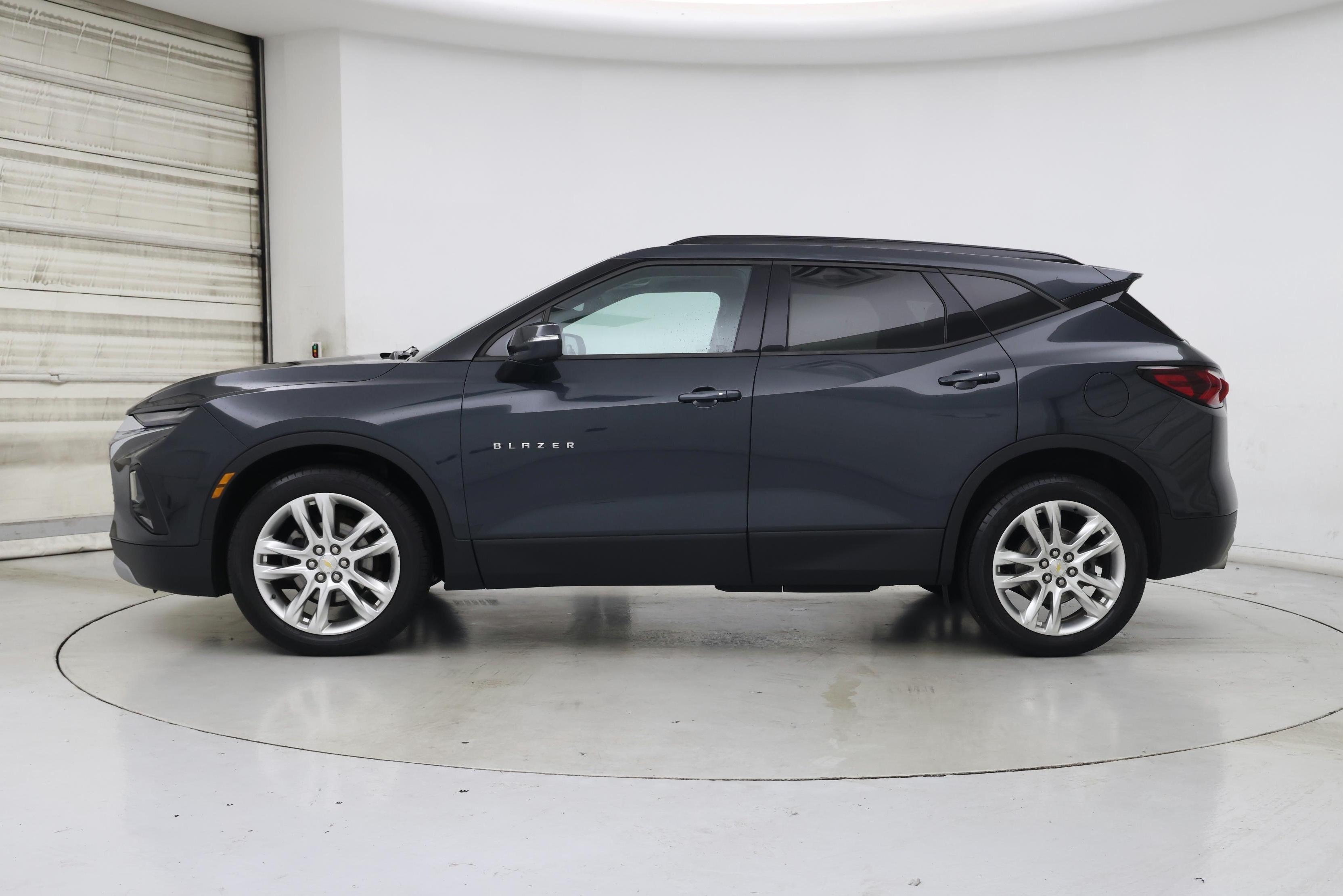 Thumbnail: 2019 Chevrolet Blazer - 3