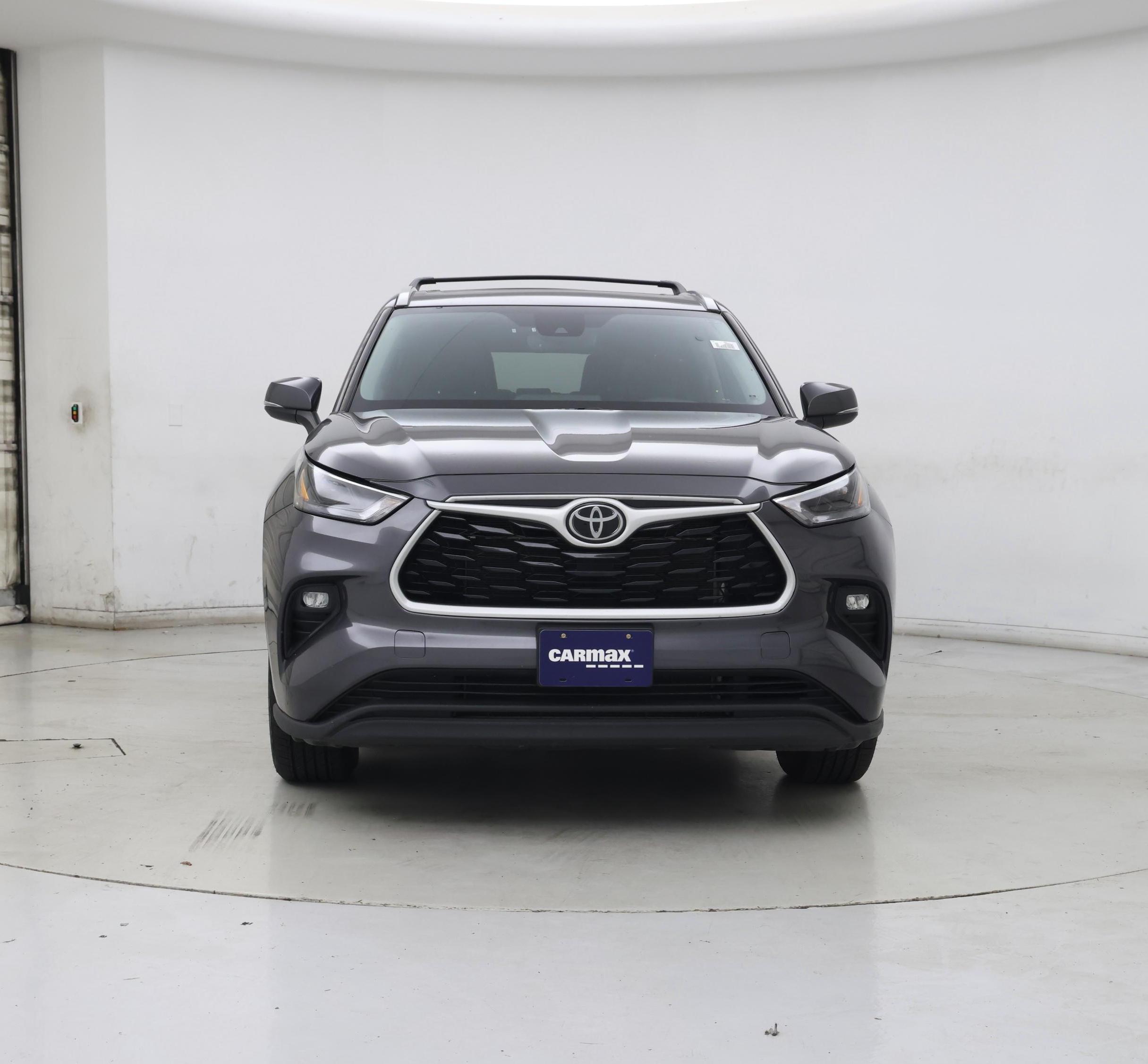 Thumbnail: 2022 Toyota Highlander - 5